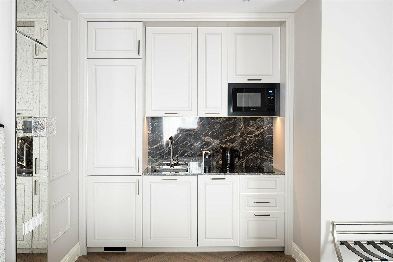 Роял Делюкс