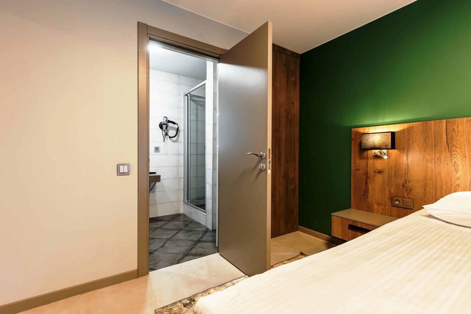 Апартаменты с 2-мя спальнями с балконом