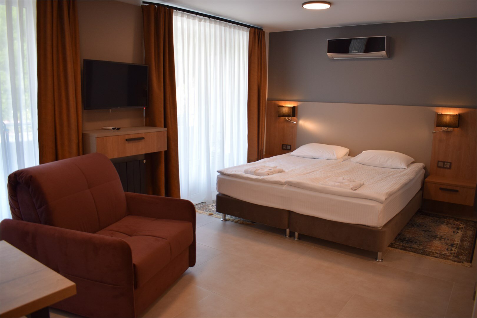 Номер студия с балконом