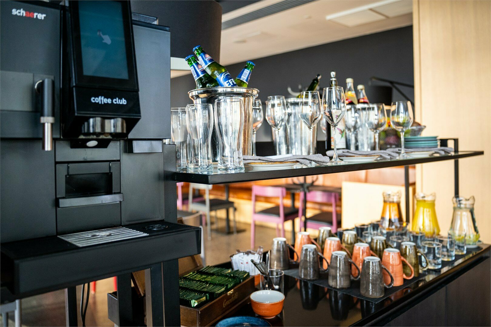 SMART Апартаменты с видом на МИД на клубном этаже