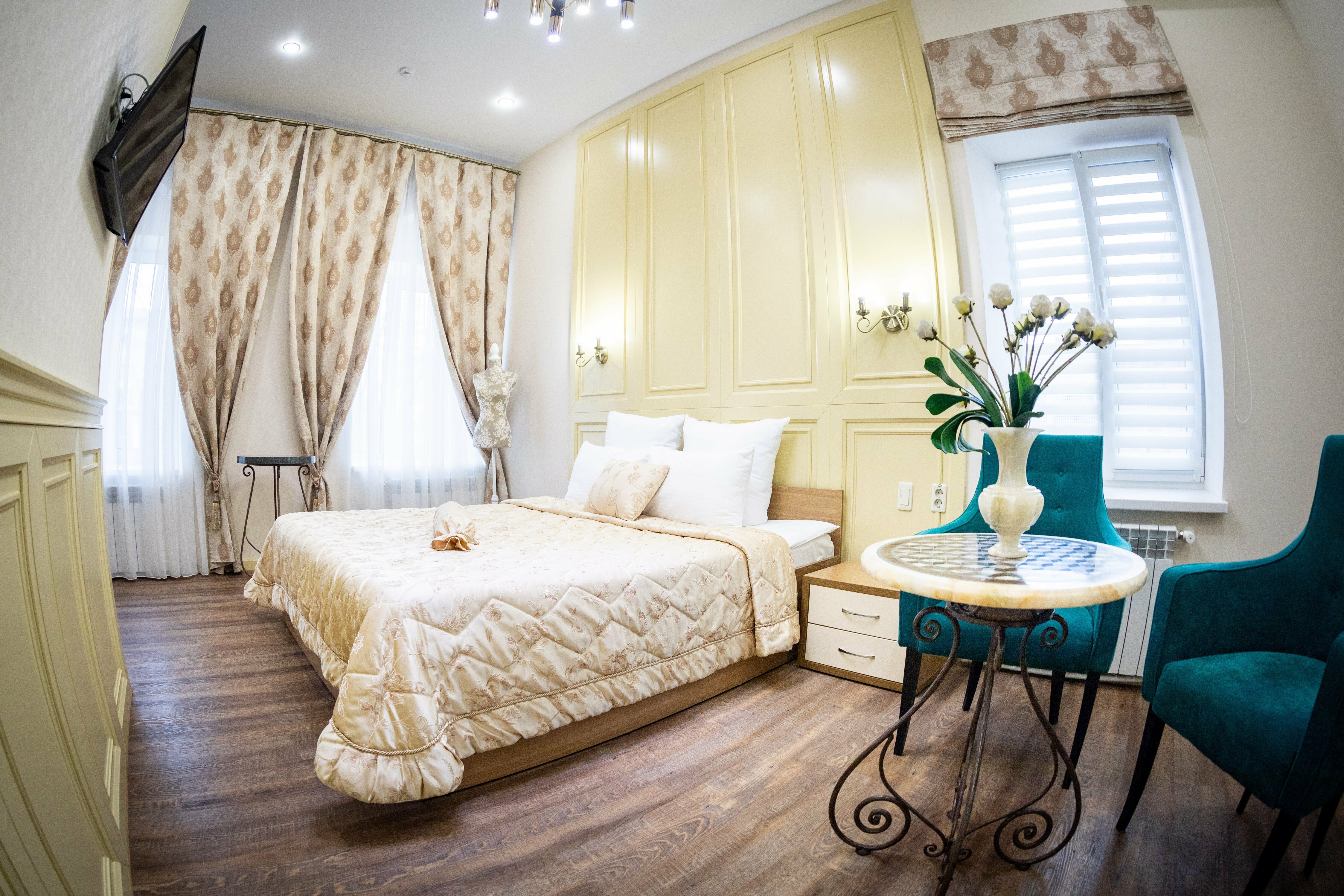 Номер-студия с кроватью размера «king-size»