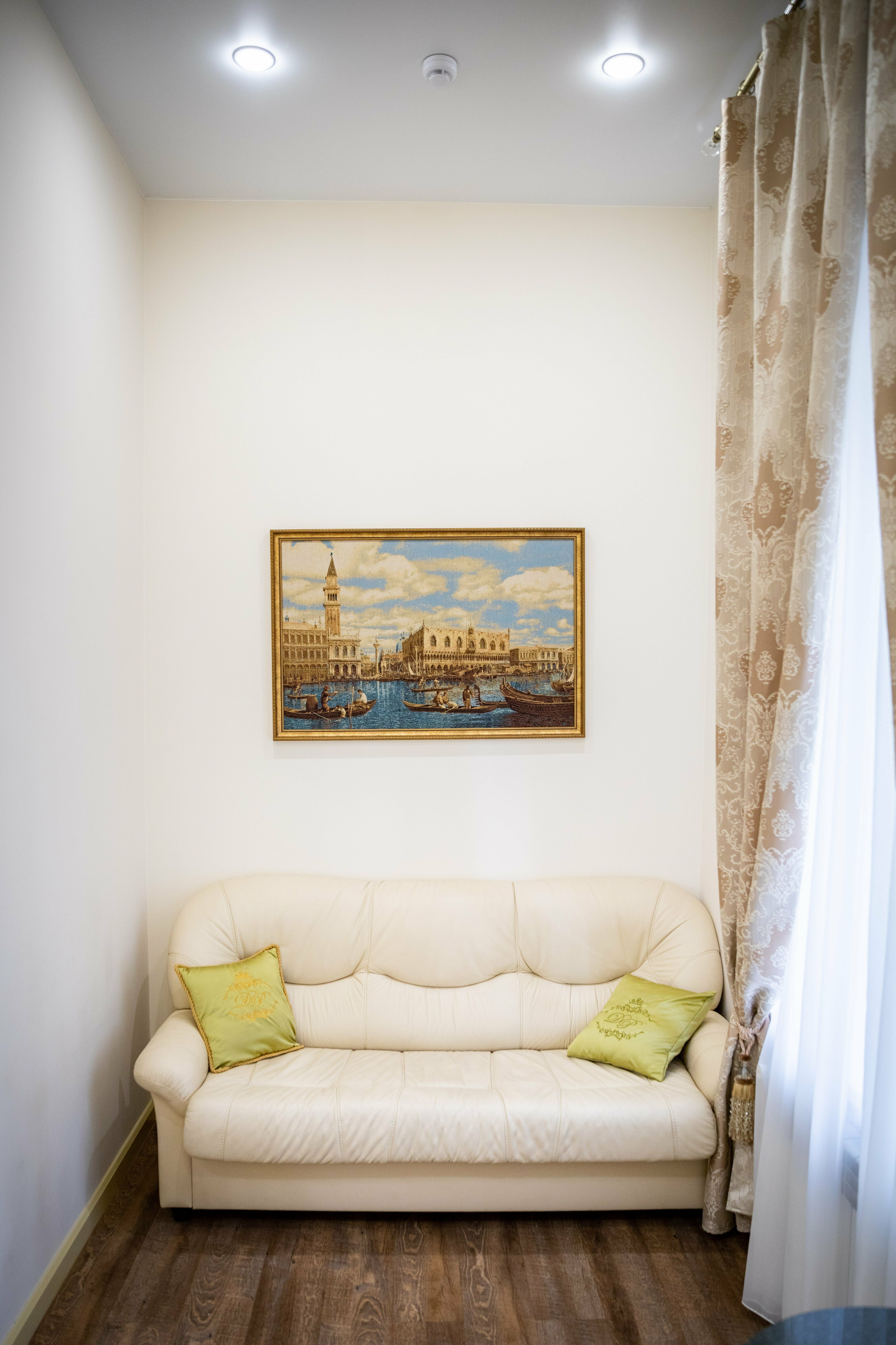 Номер-студия с кроватью размера «king-size»