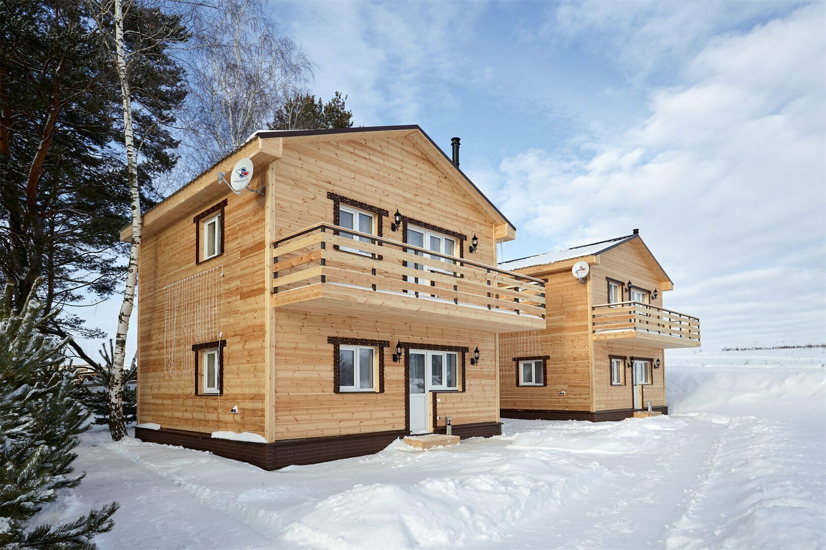 Апартаменты на 4-х гостей с камином и балконом