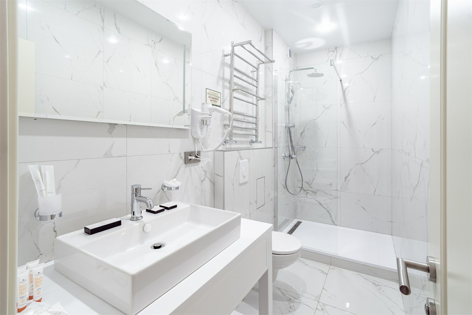 Клубный джуниор сьют Домъ купчихи Глинкиной 4*