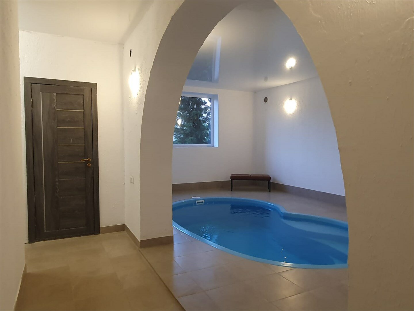 Полулюкс с собственным бассейном