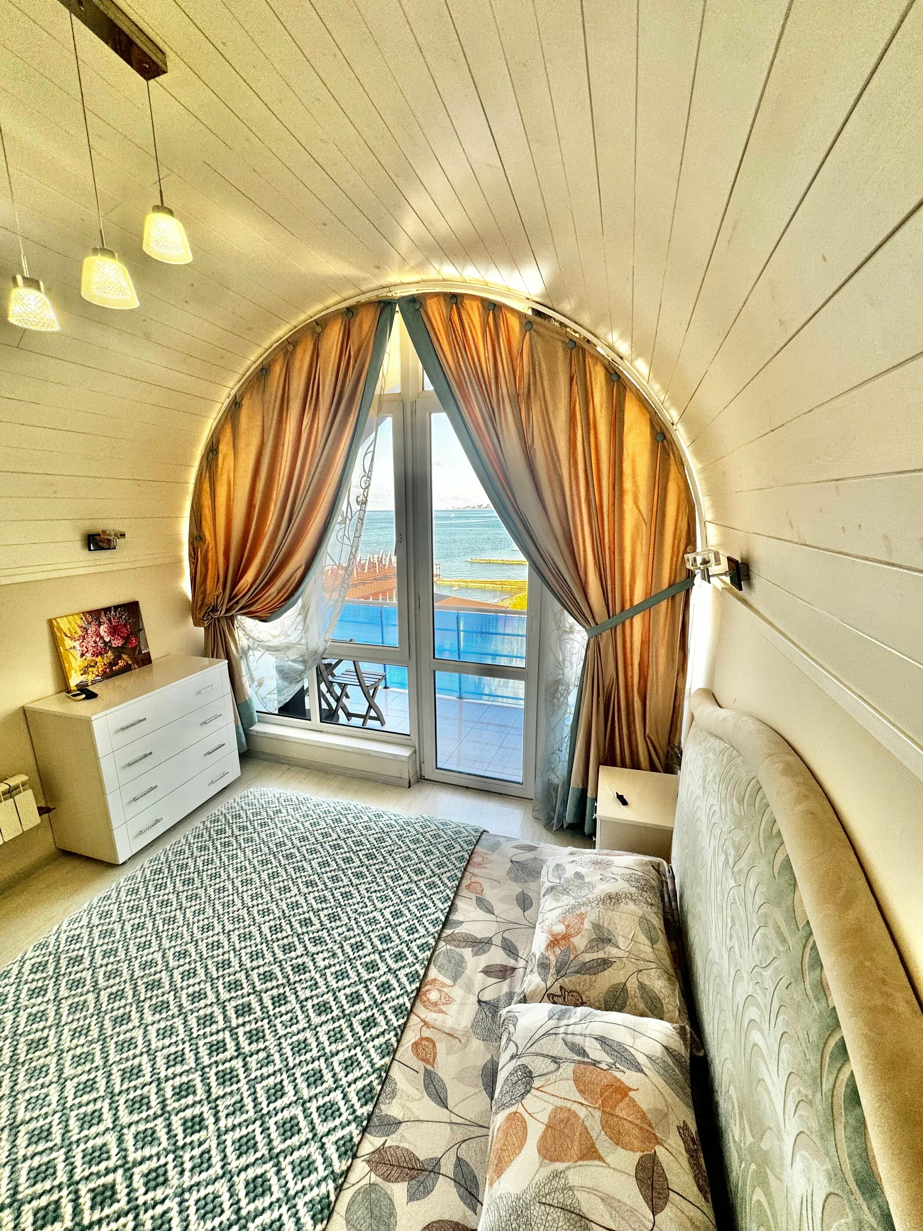 Двухуровневый люкс