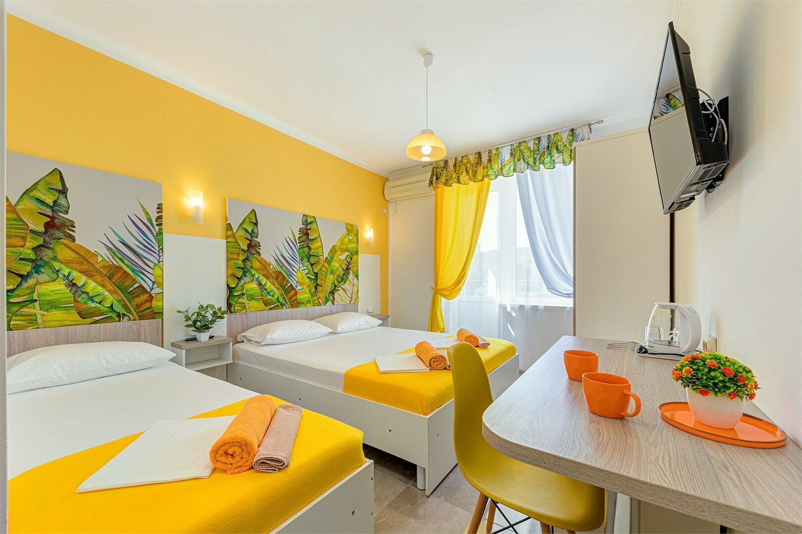 3-х местный номер с балконом и видом на море