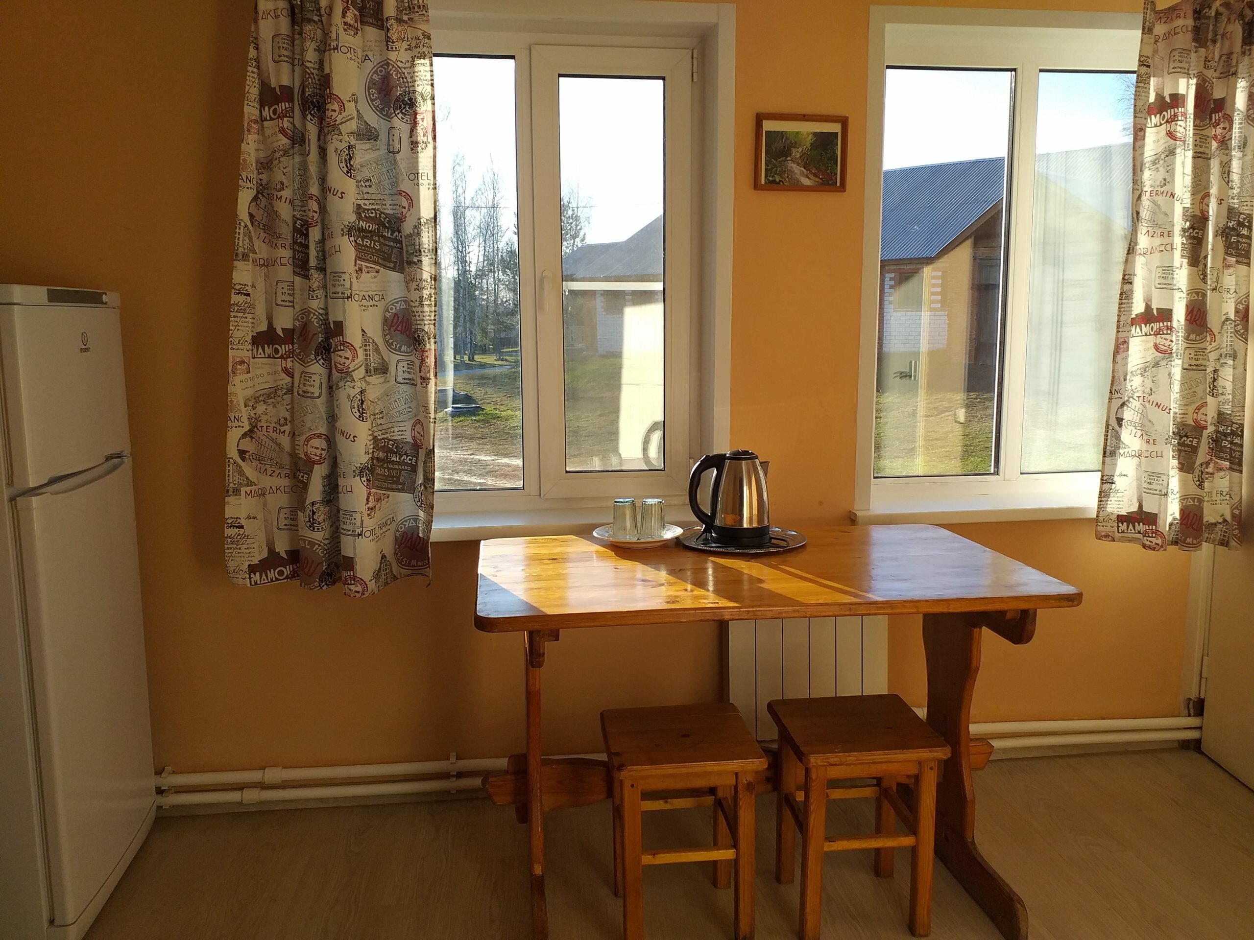 Семейные домики с гостиной и спальней