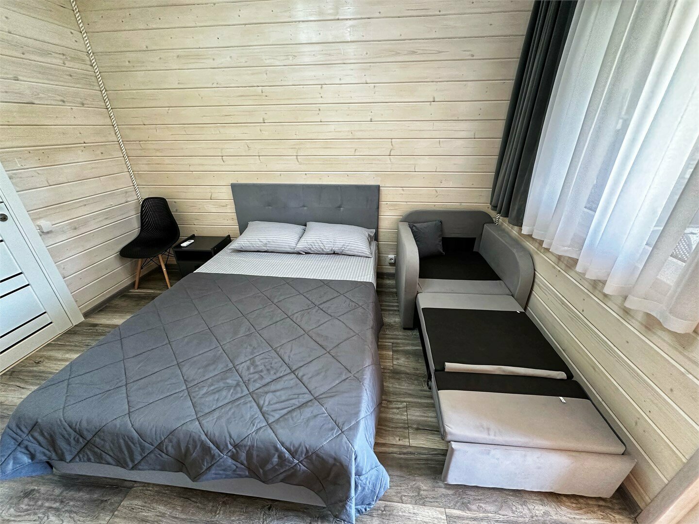 Апартаменты с видом на бассейн