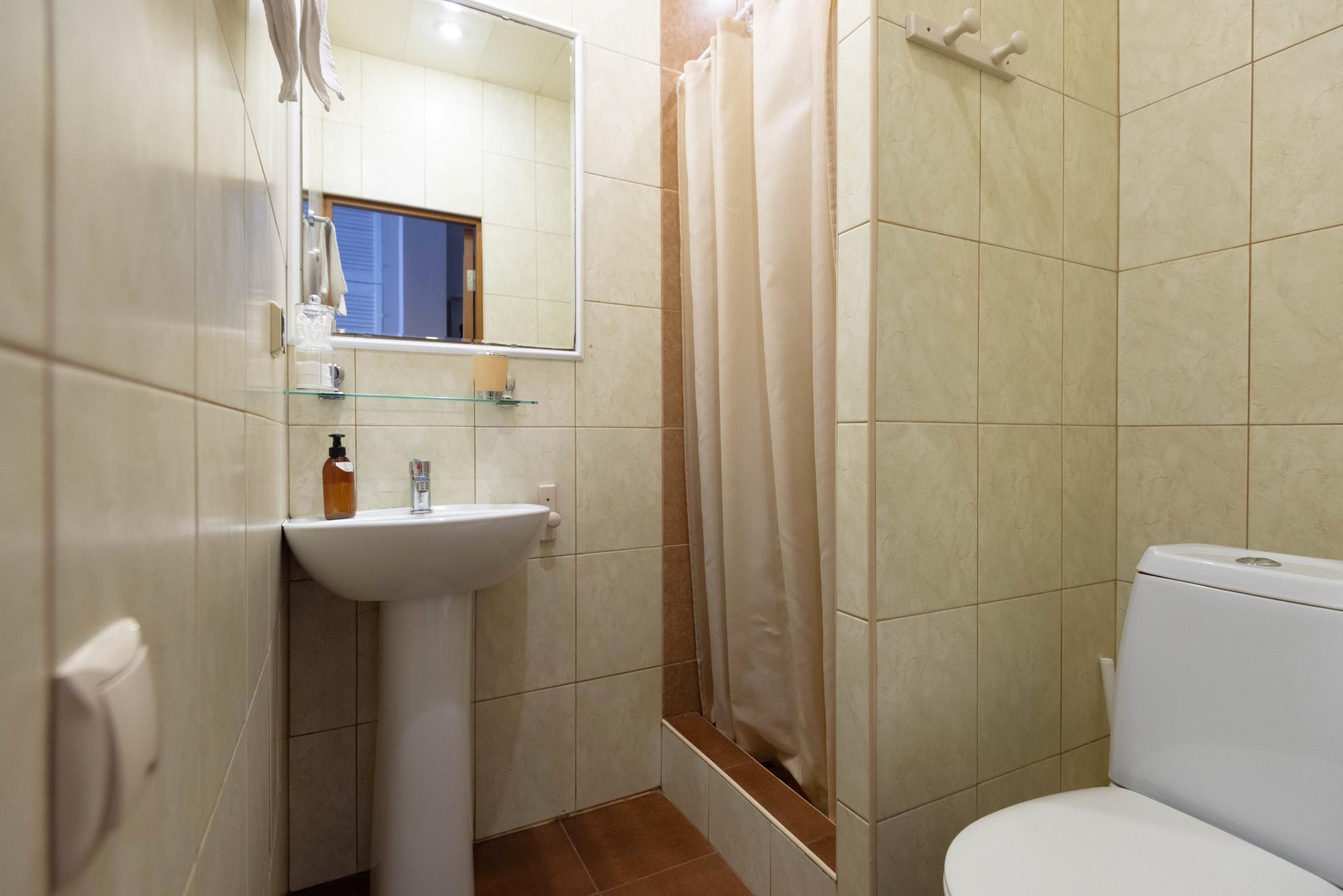 Номер стандарт с 1 двуспальной кроватью