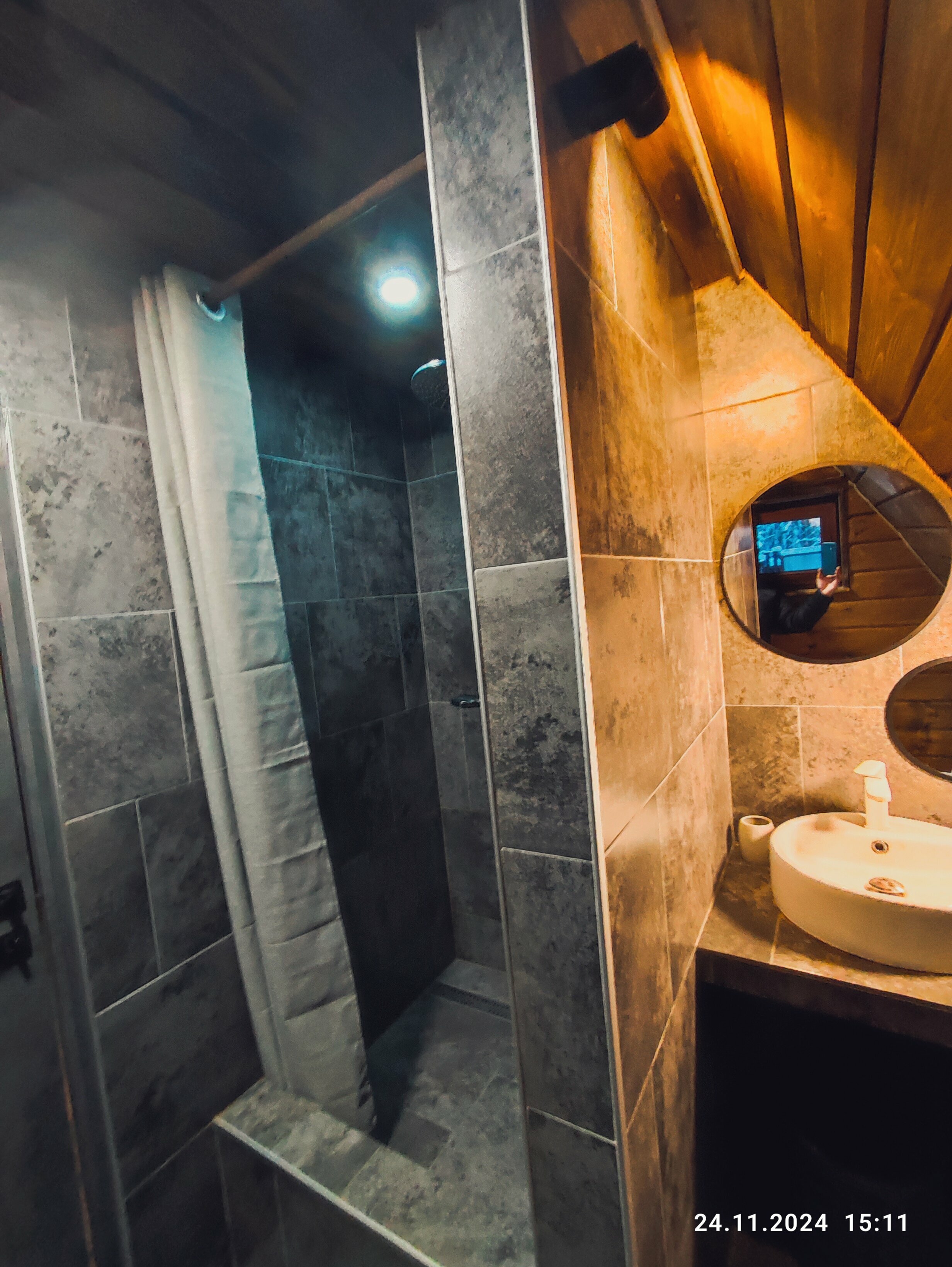 Коттедж с видом на лес