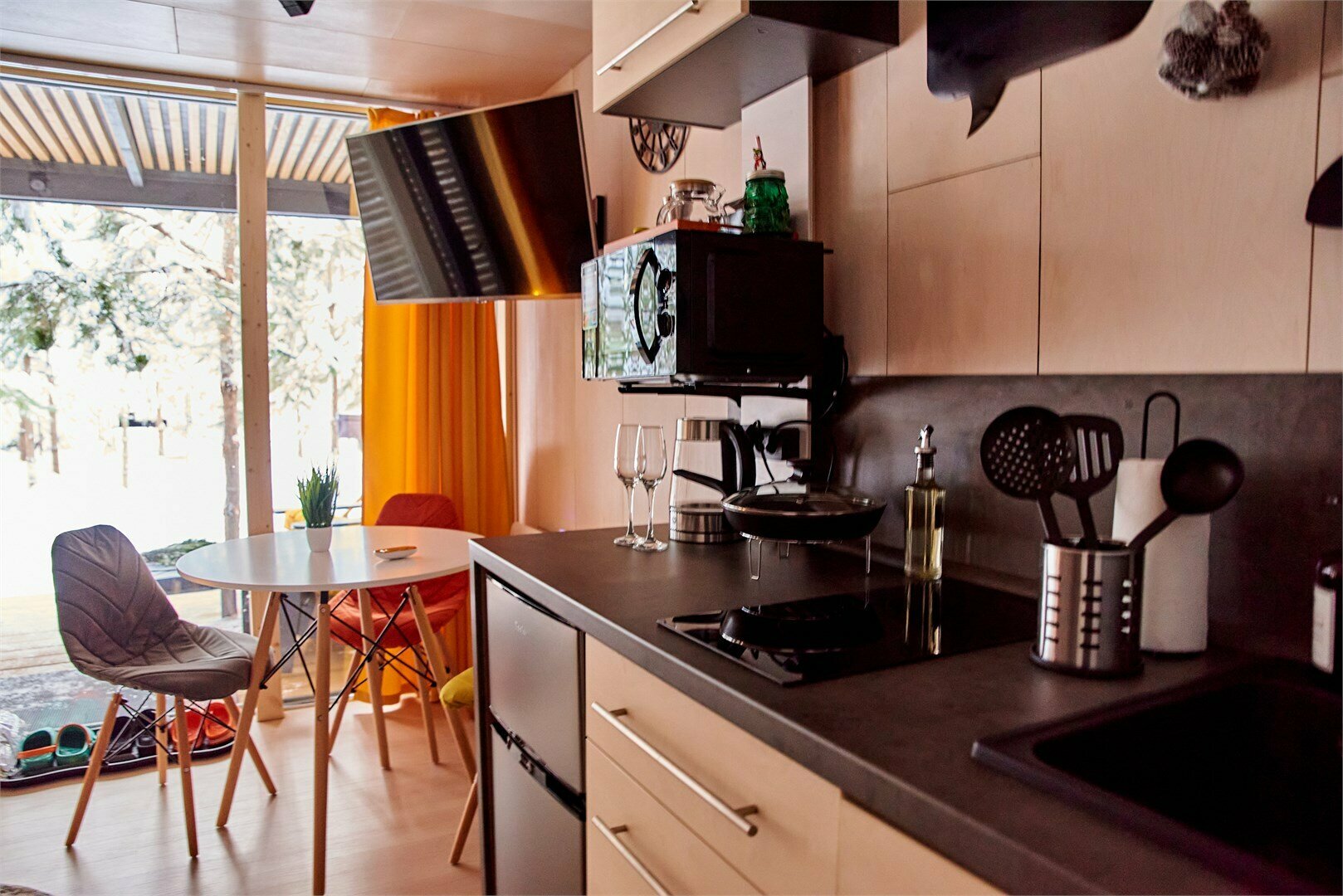 Коттедж с видом на лес