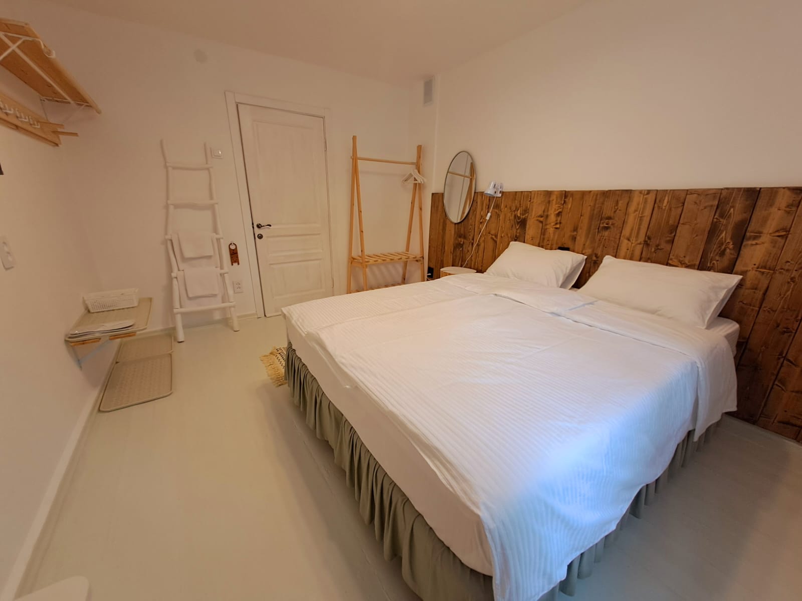 Стандартный двухместный номер 203