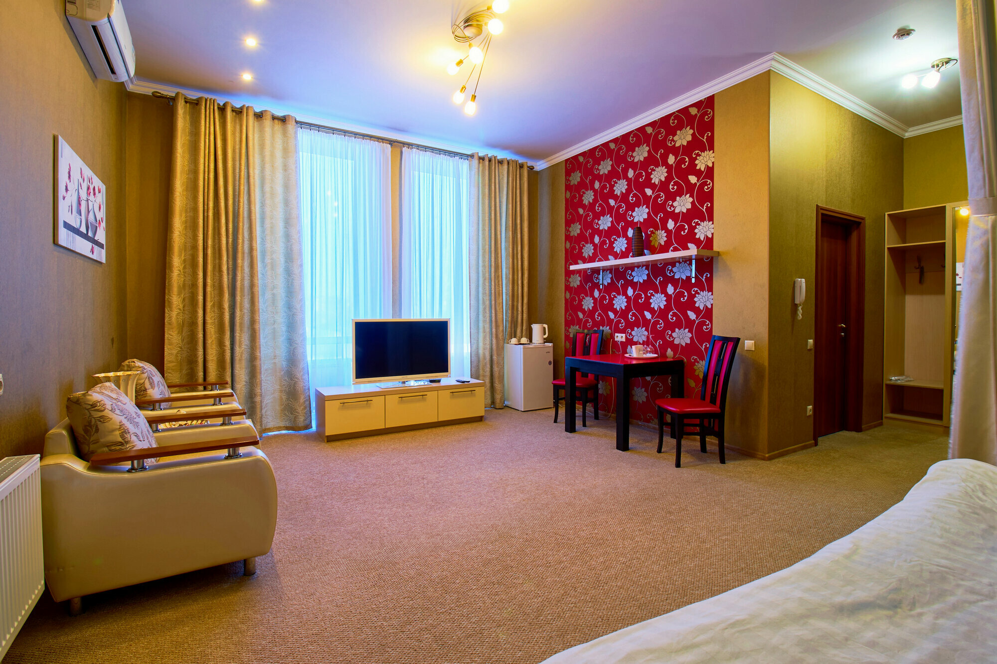 Двухместный номер-студия Делюкс с 1 кроватью