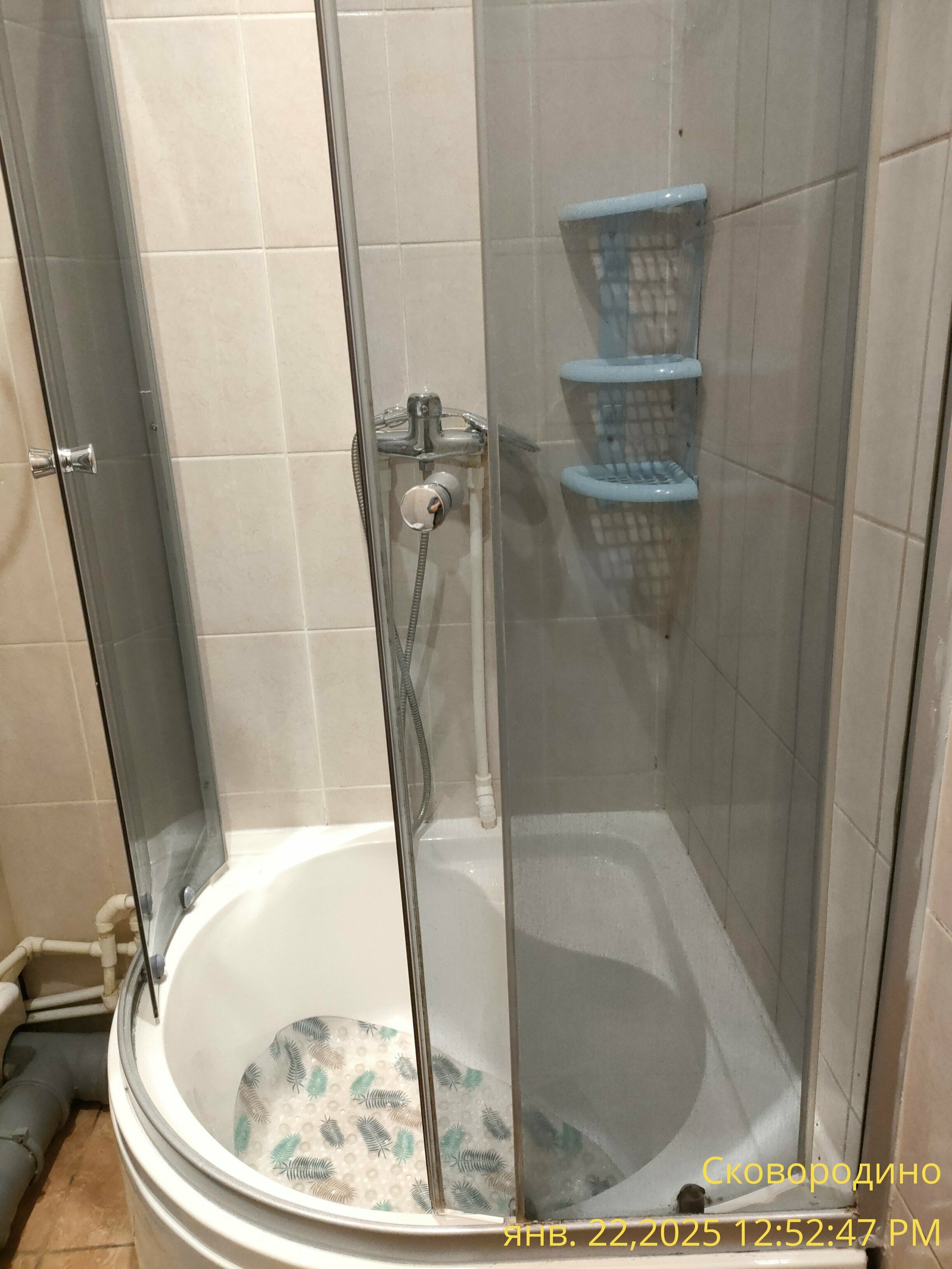 Трехместный номер с общим туалетом