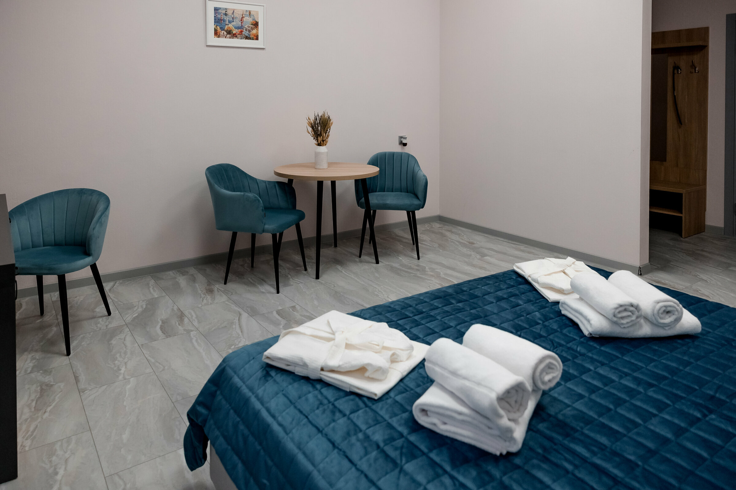 Улучшенный номер с кроватью размера «king-size» или 2 отдельными кроватями