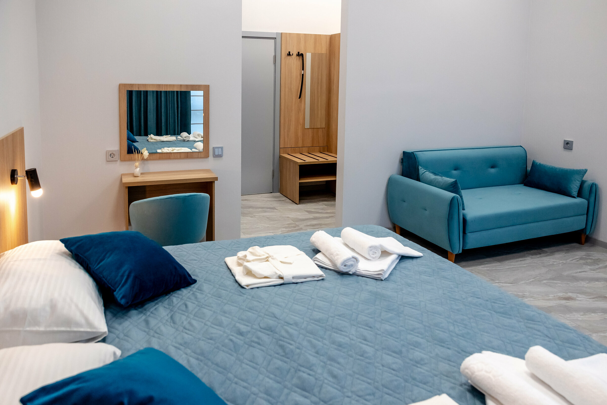 Улучшенный номер с кроватью размера «king-size» или 2 отдельными кроватями