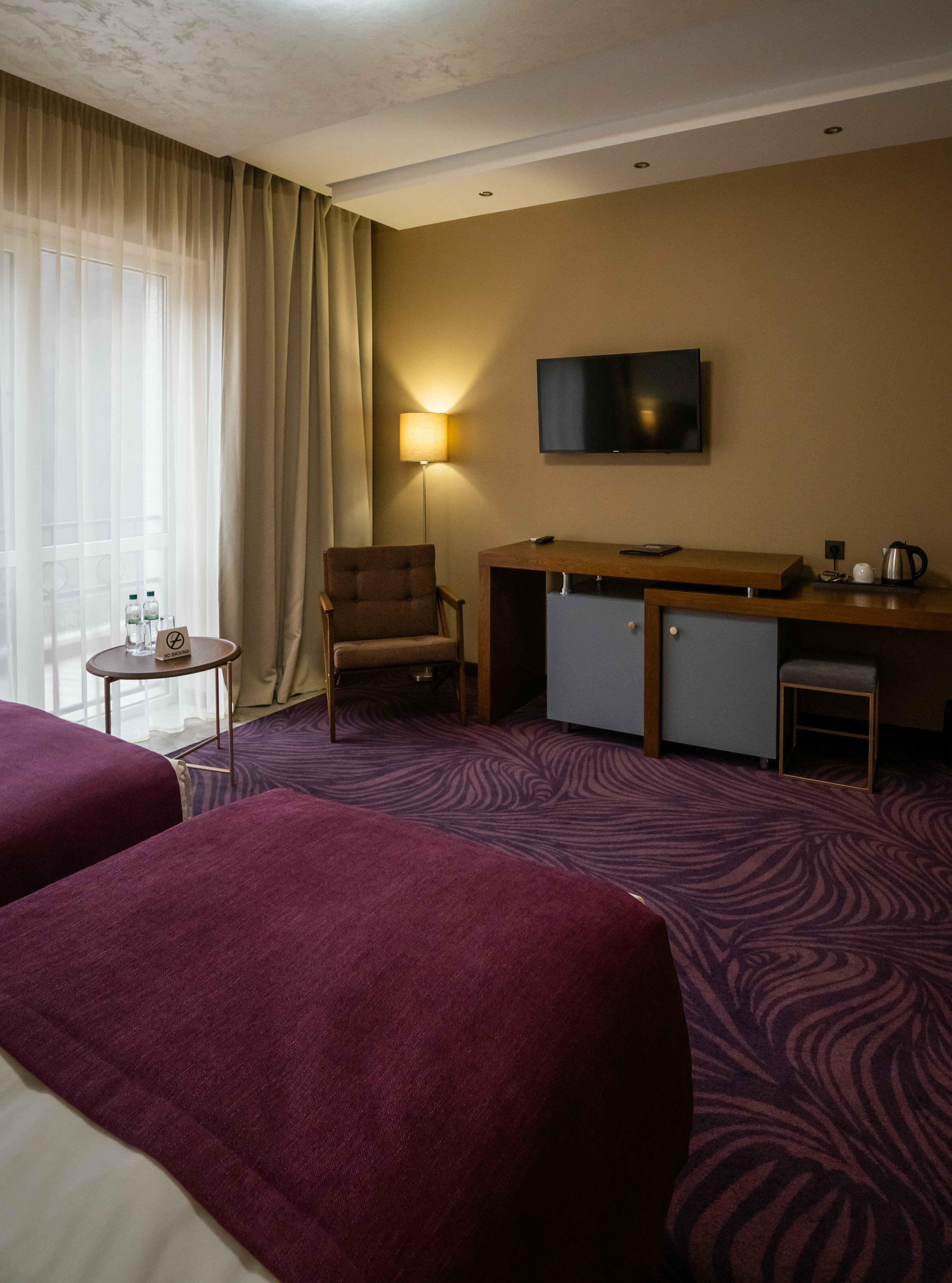 СТАНДАРТНЫЙ НОМЕР  С ДВУМЯ РАЗДЕЛЬНЫМИ КРОВАТЯМИ