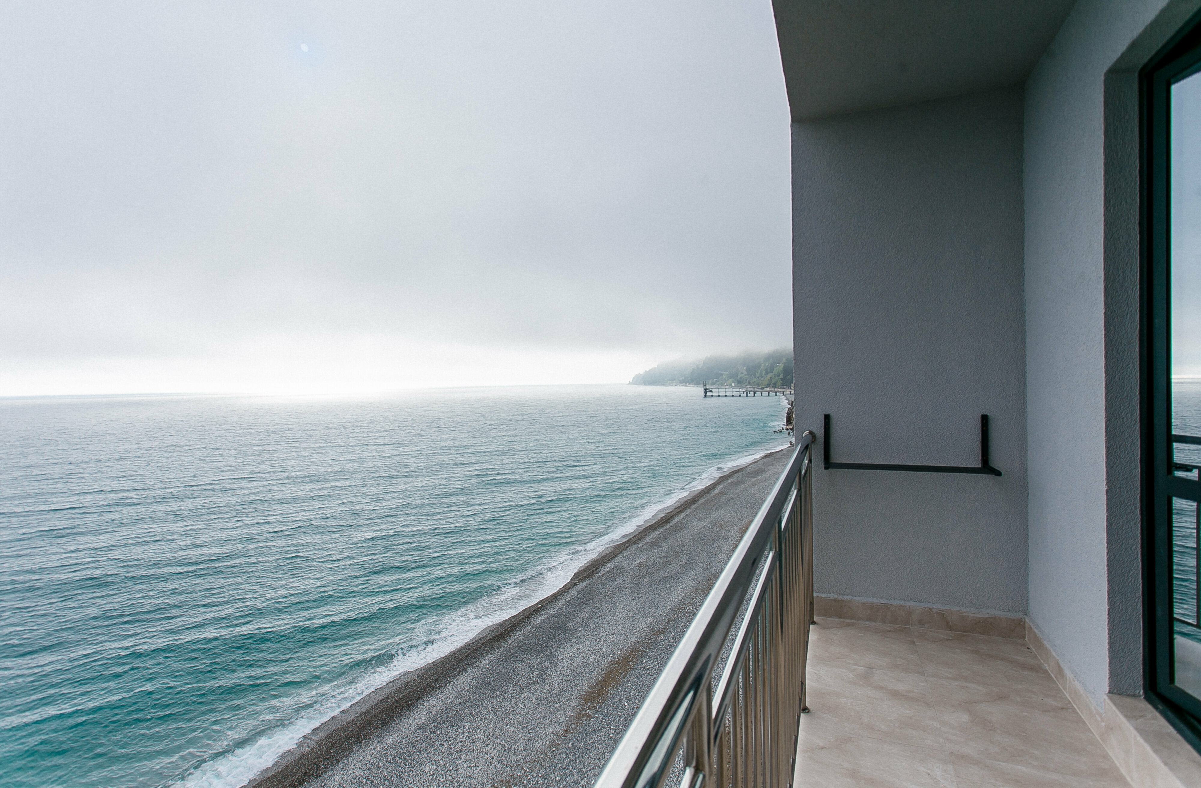 Двухкомнатный Люкс с видом на море и балконом