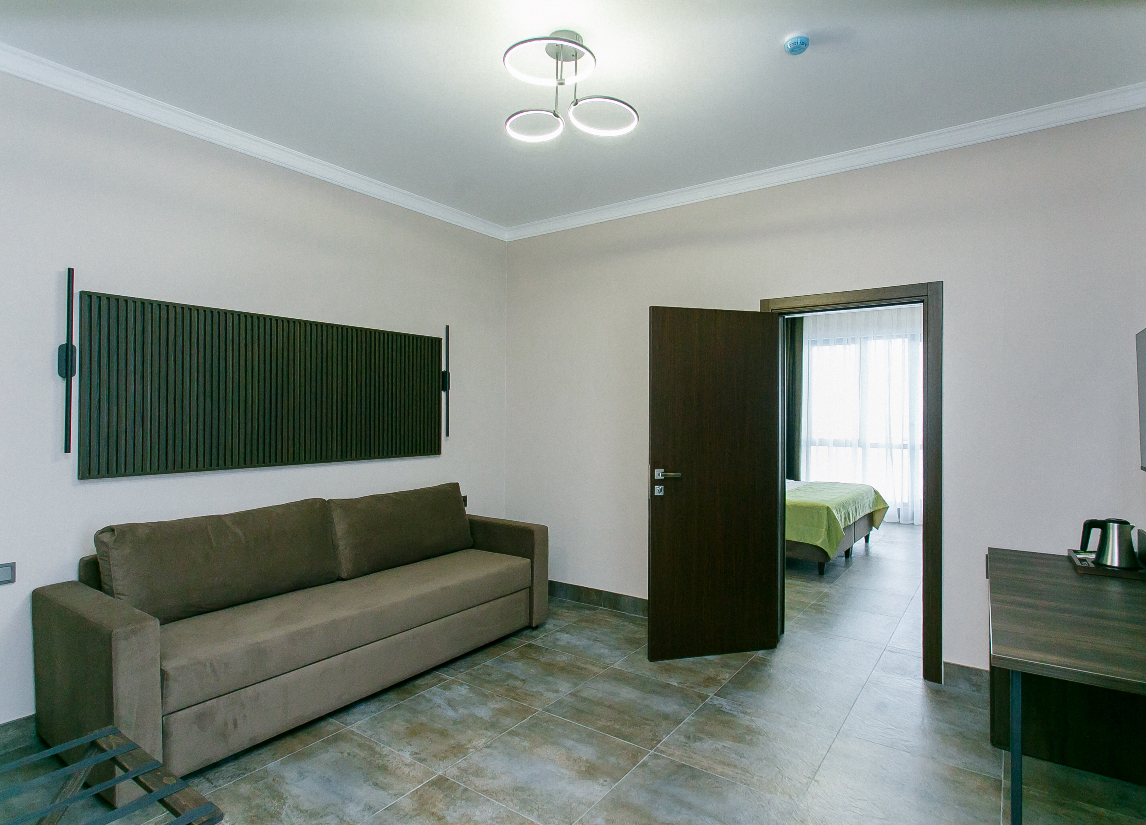 Двухкомнатный Люкс с видом на море и балконом