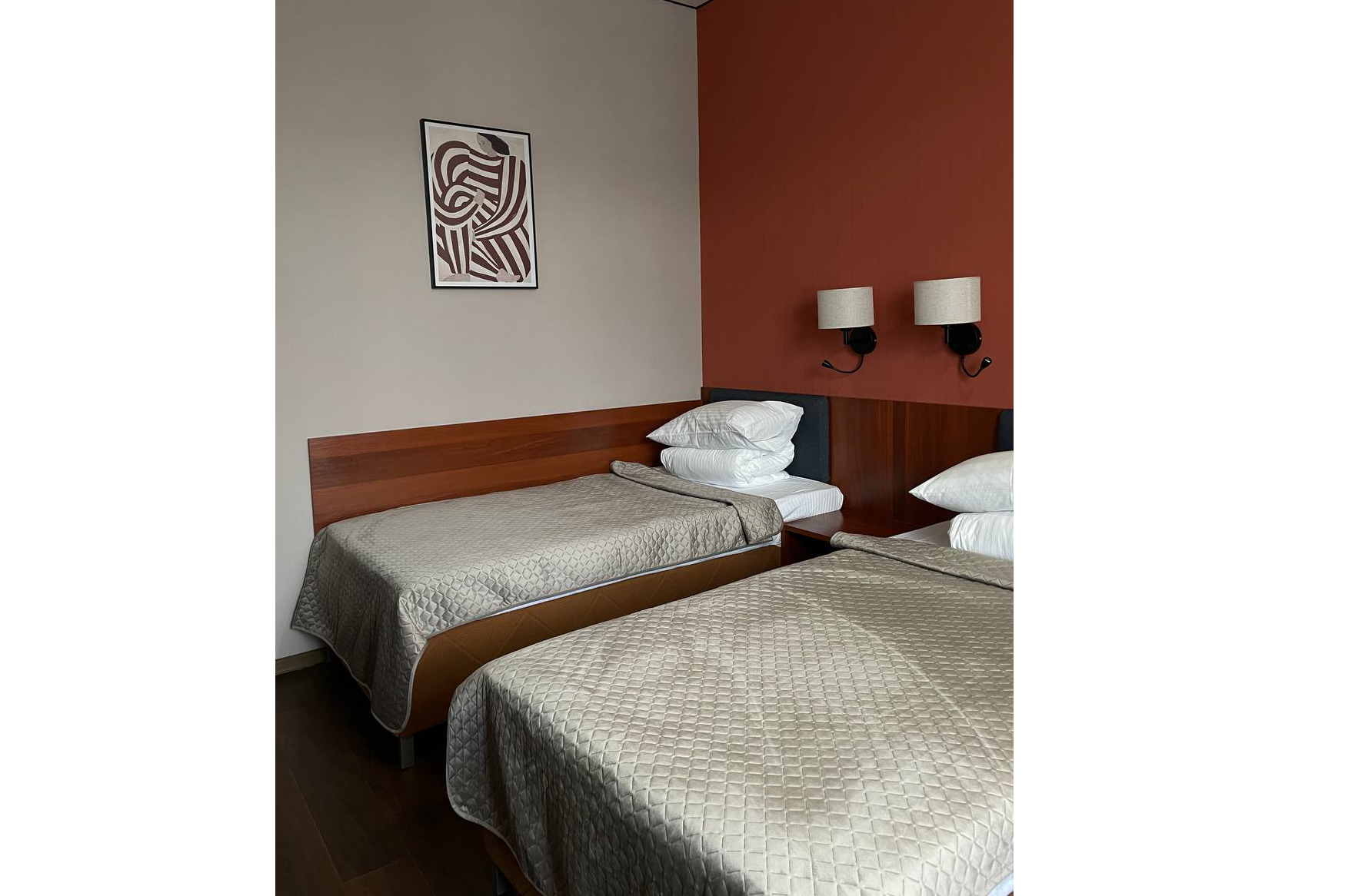 Номер первой категории с двумя кроватями (комфорт)