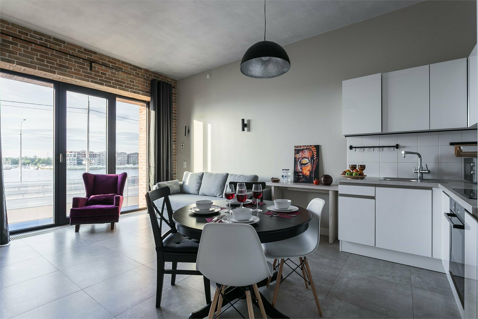 Family апартамент для 6-ти гостей с видом на реку