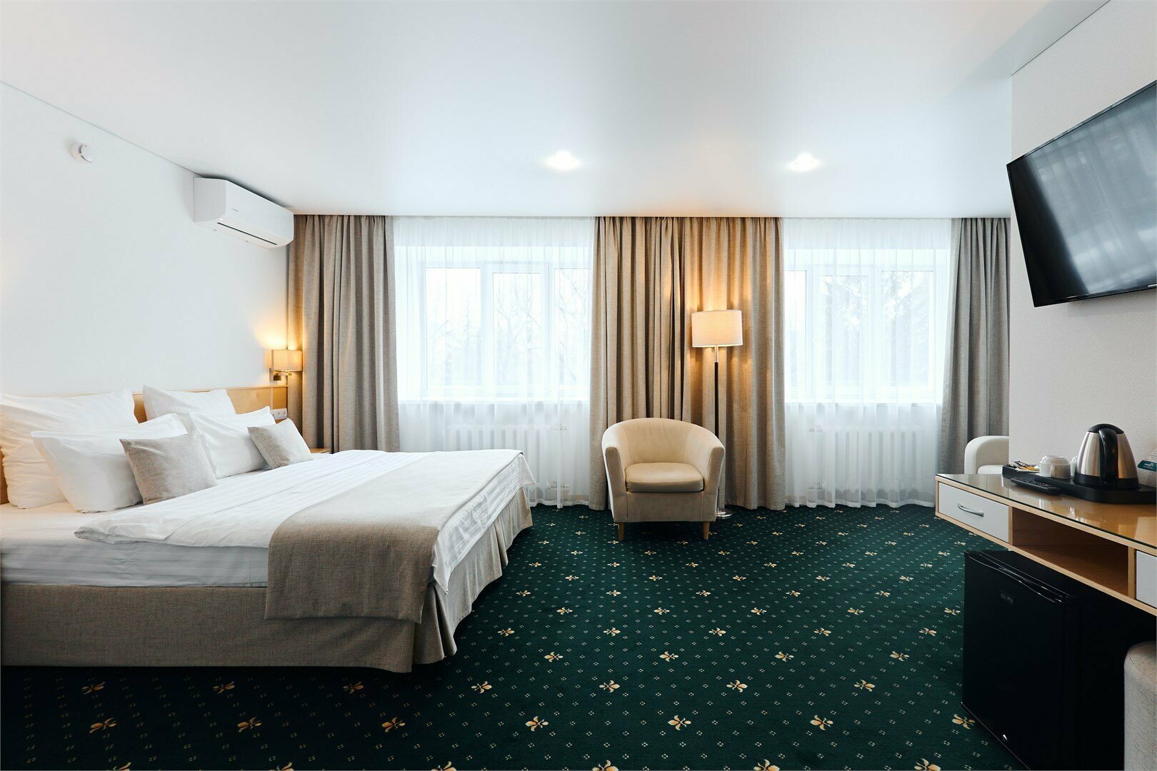 Номер джуниор сюит