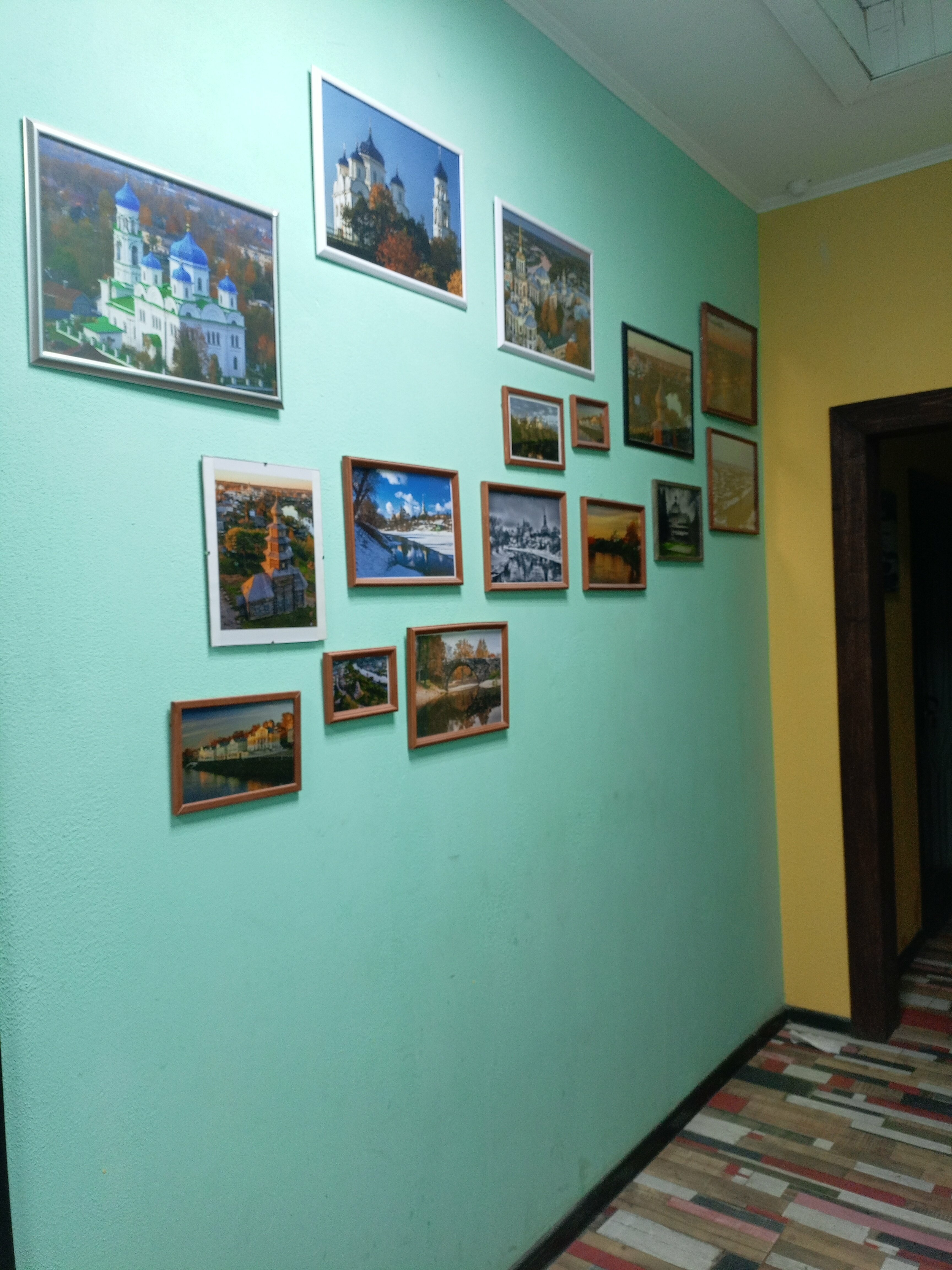 Семейный номер с общей ванной комнатой