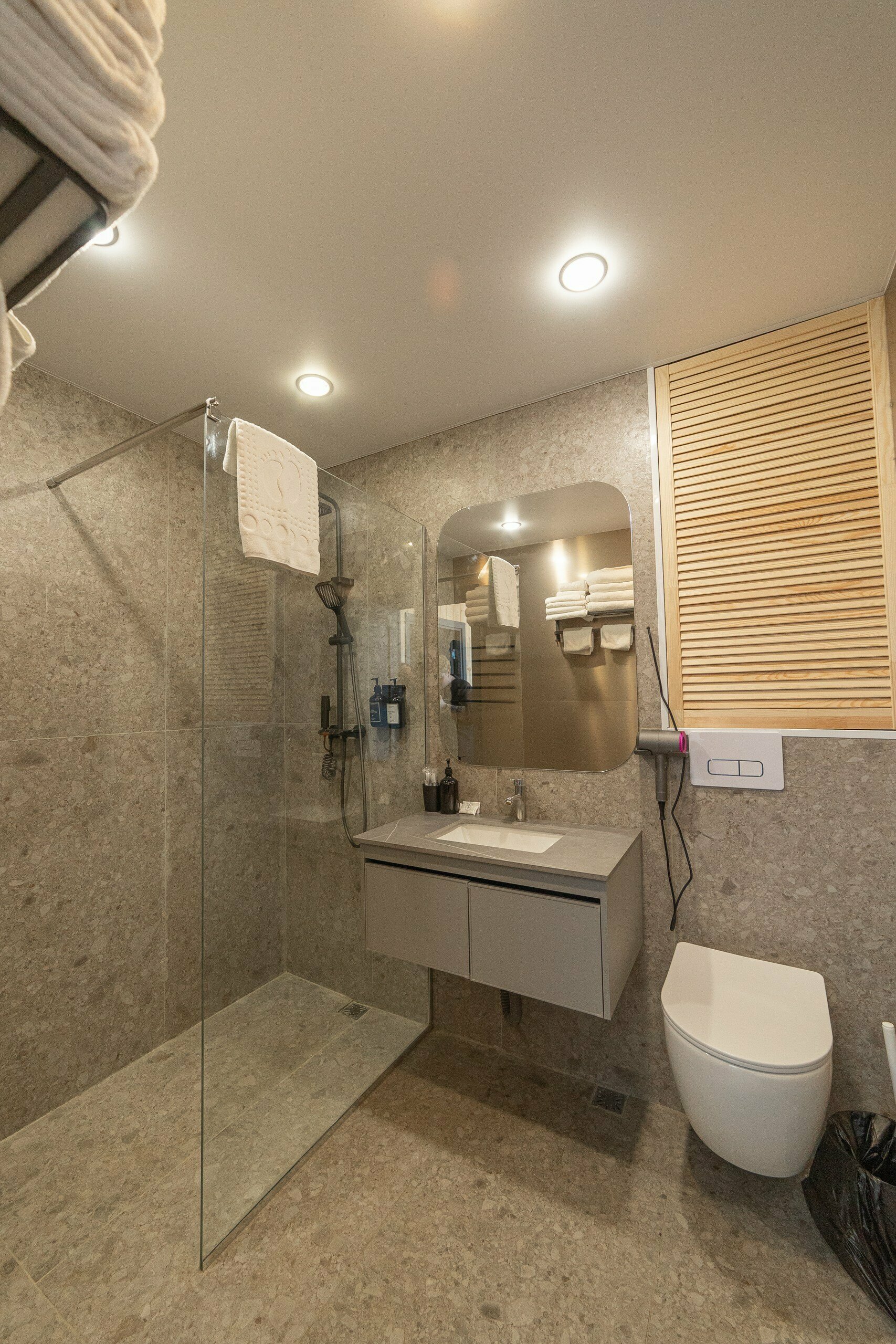 БАРН большой