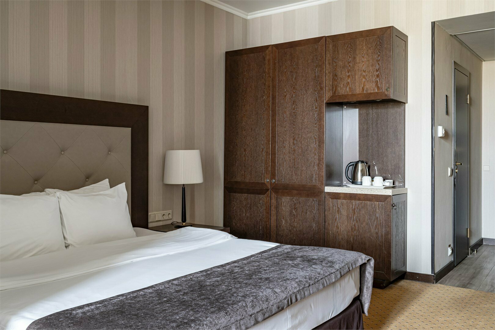 Представительский номер с одной большой или двумя раздельными кроватями