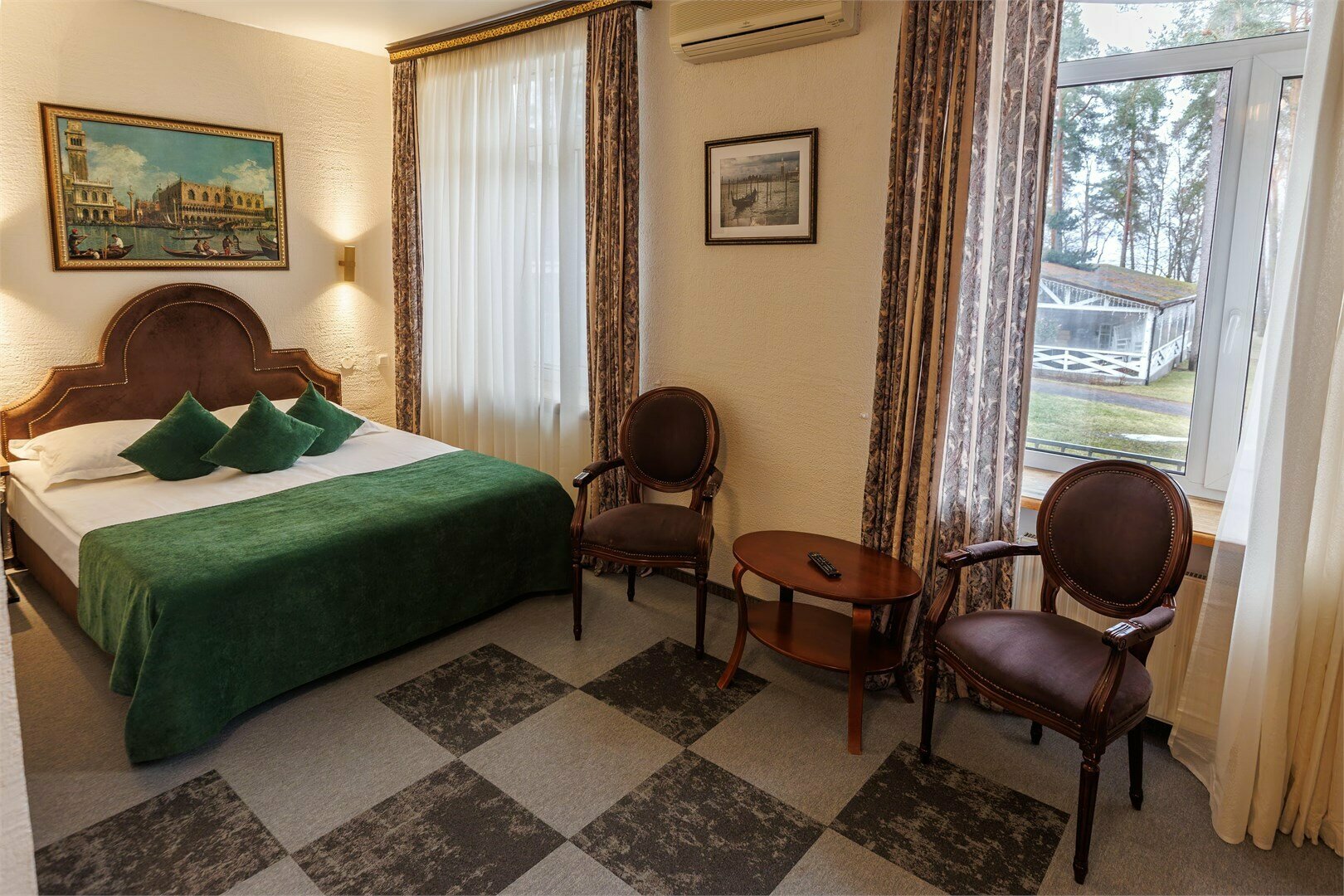 Стандартный