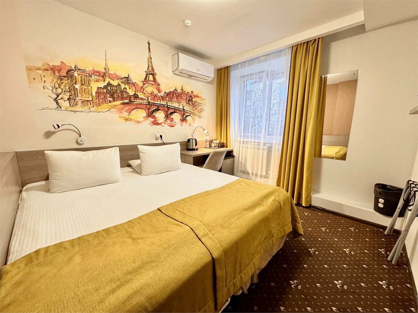 Стандартный номер с одной двуспальной кроватью или двумя раздельными