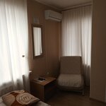 Улучшенный трехместный номер в Бархатный сезон Геленджик