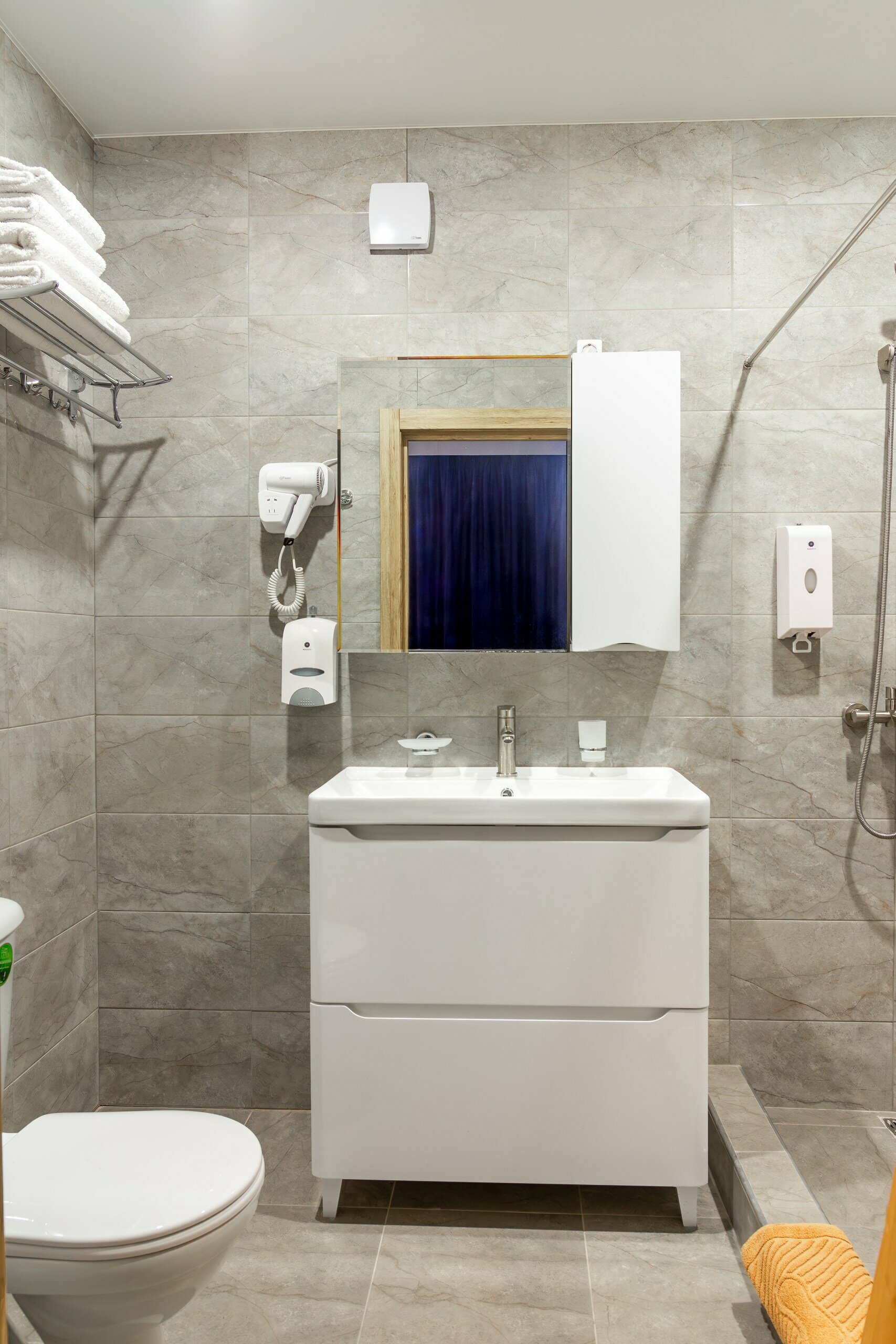 Четырехместный семейный номер Deluxe с кроватью размера "King Size"