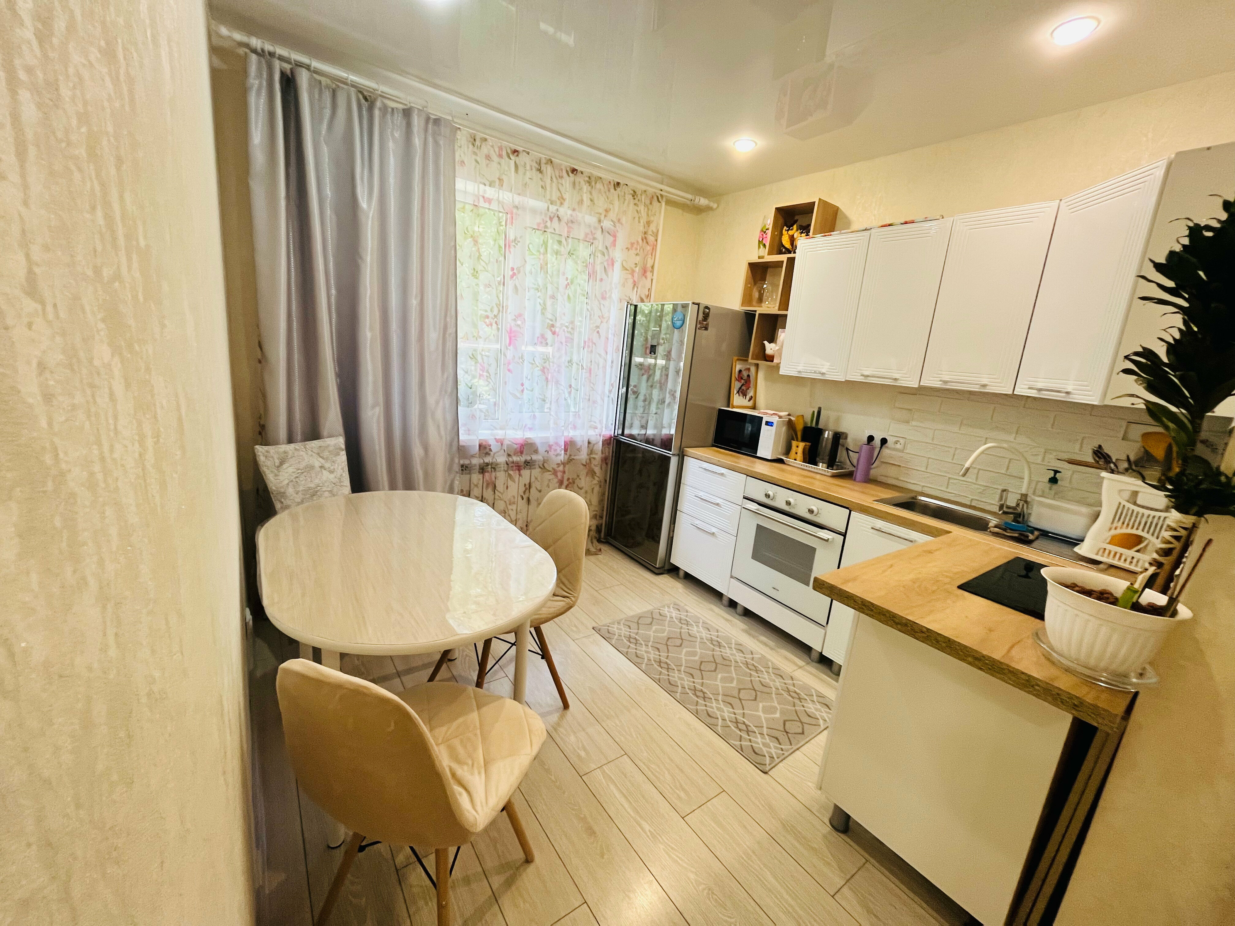 Cемейный номер с собственной ванной комнатой