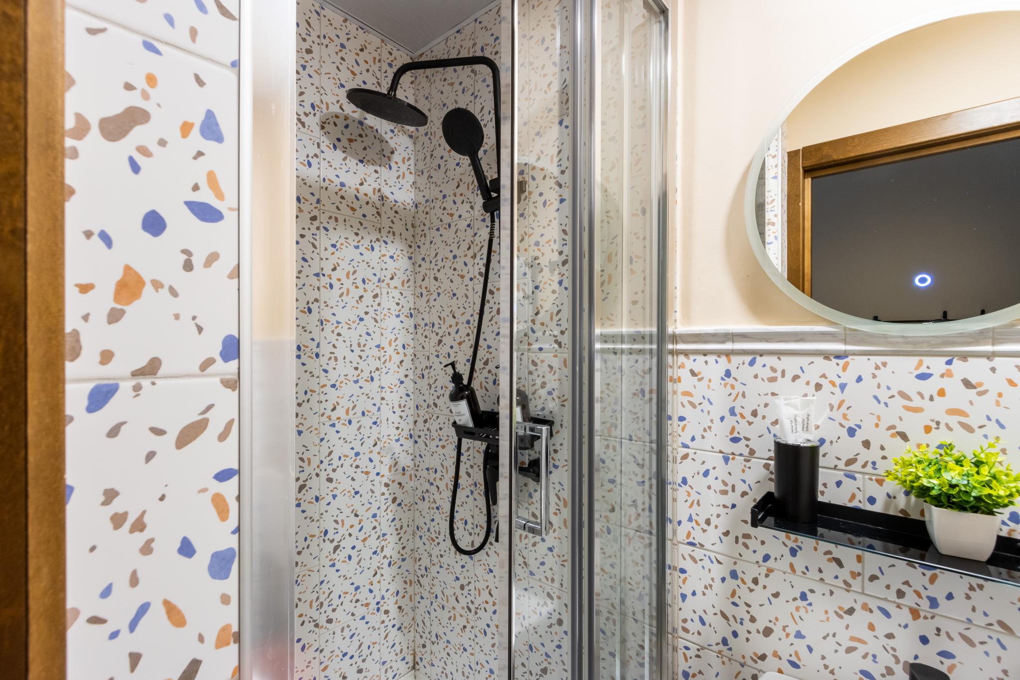 Номер стандарт с 1 двуспальной кроватью