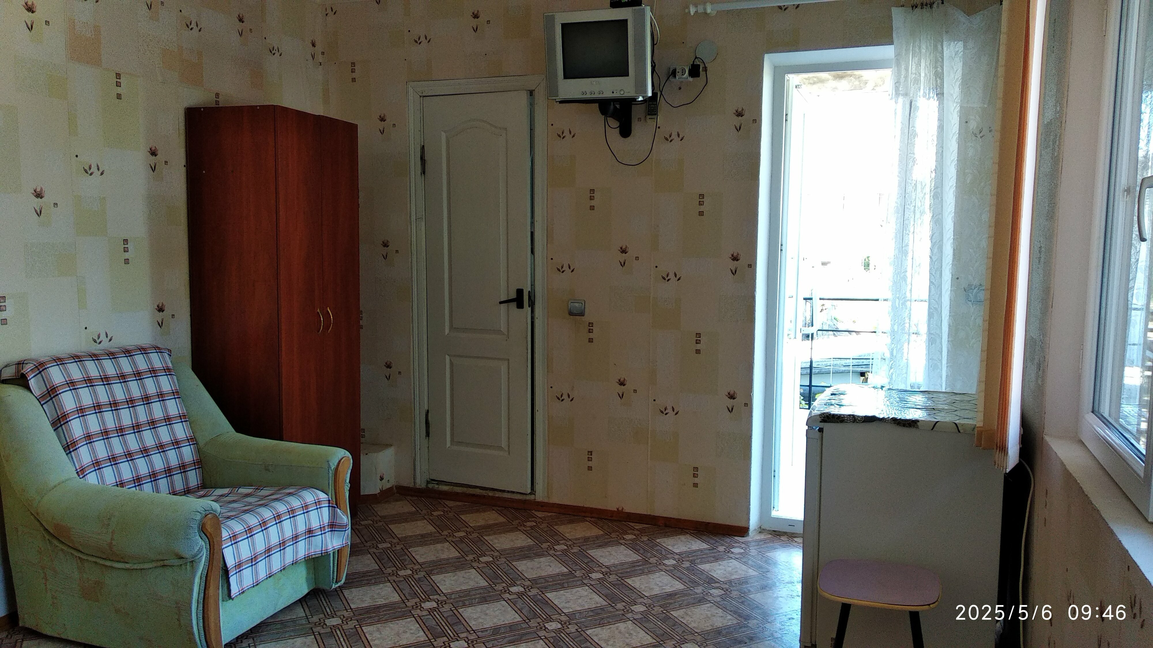 Семейный номер с балконом