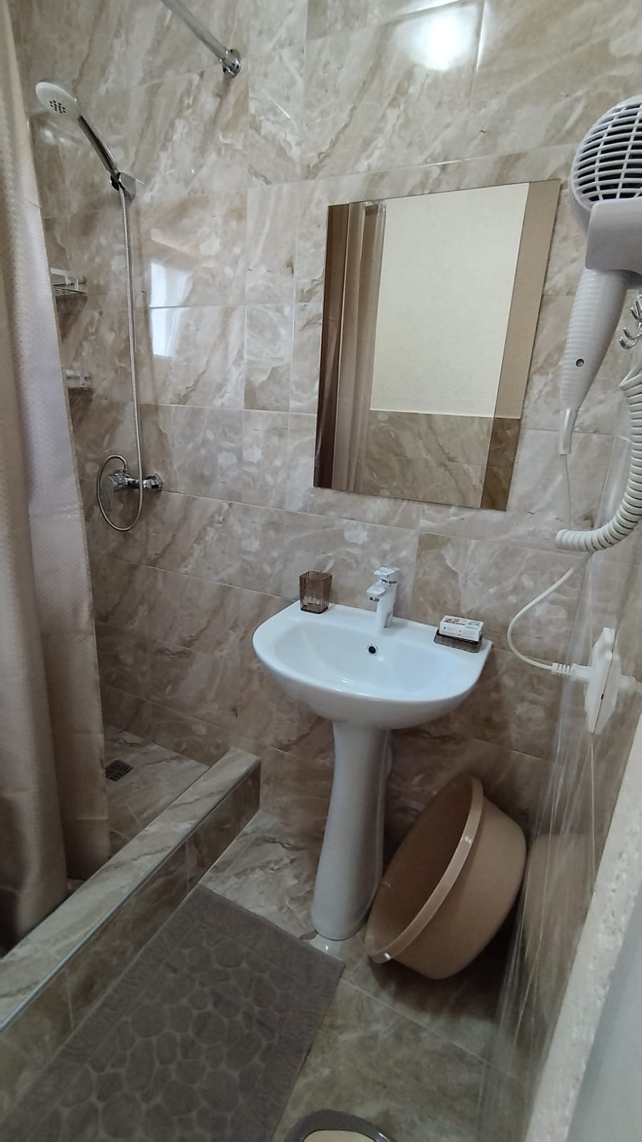 Трехместный номер с видом на море