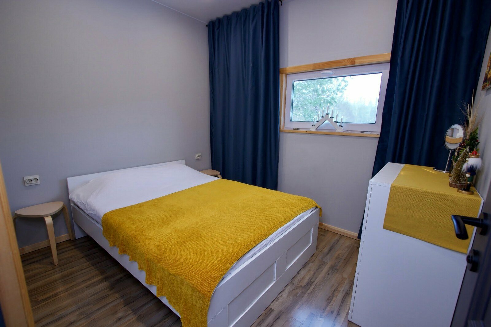 Дом с видом на озеро