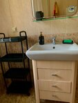 Спальное место на двухъярусной кровати в общем номере для мужчин в Ракета