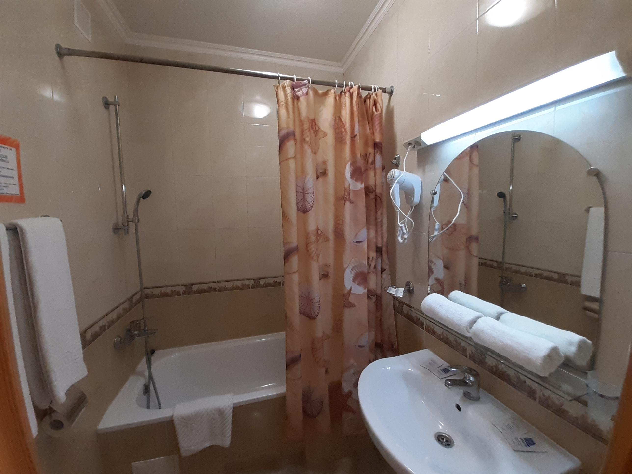 «Стандартный»  с балконом и видом на море