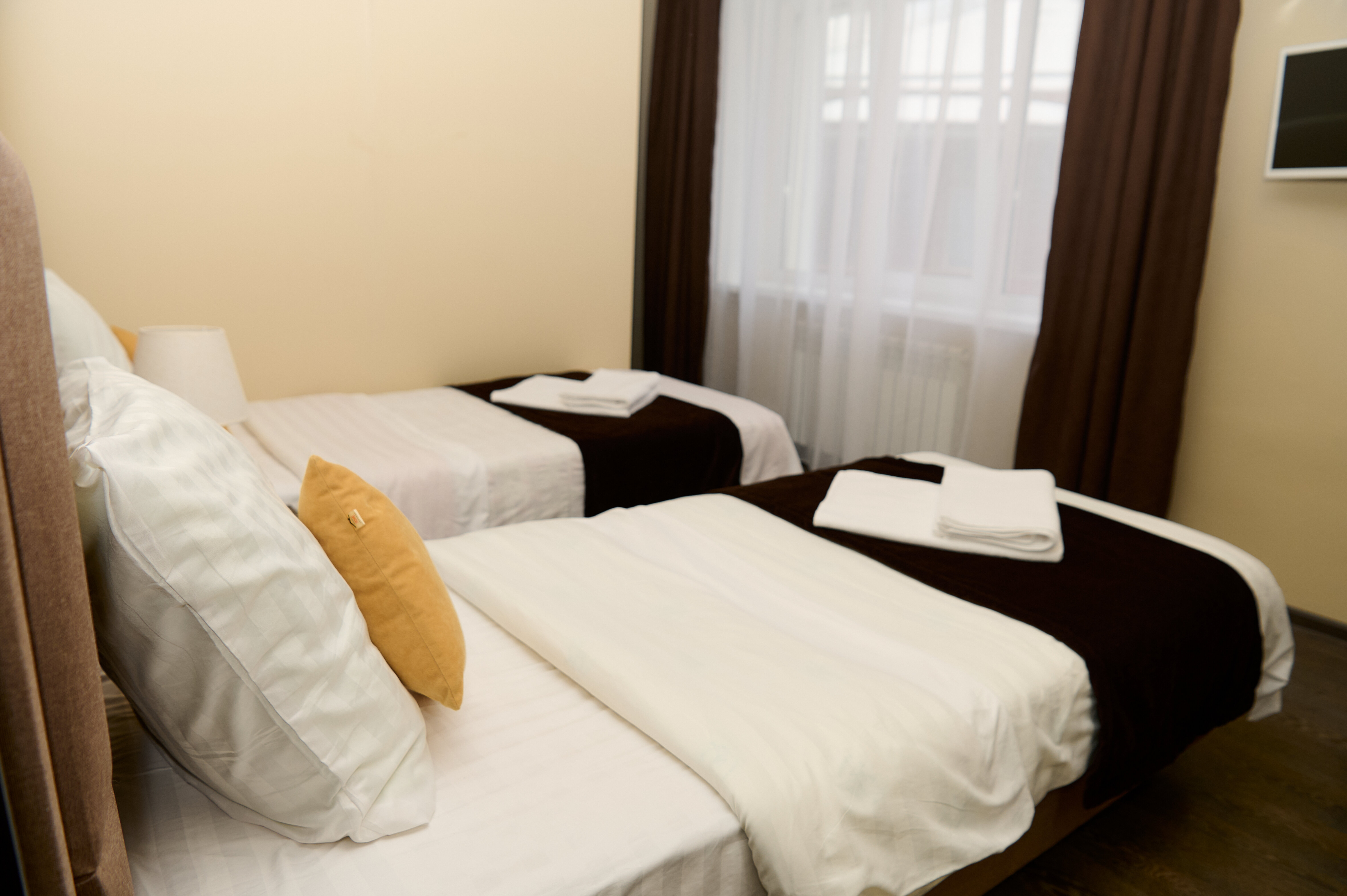 Двухместный номер с 2 отдельными кроватями и балконом