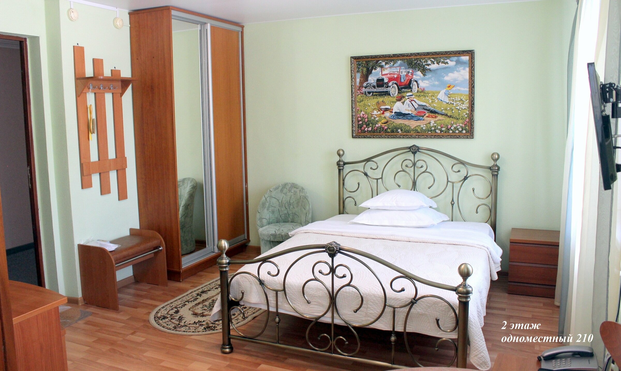 Большой двухместный номер с 1 кроватью