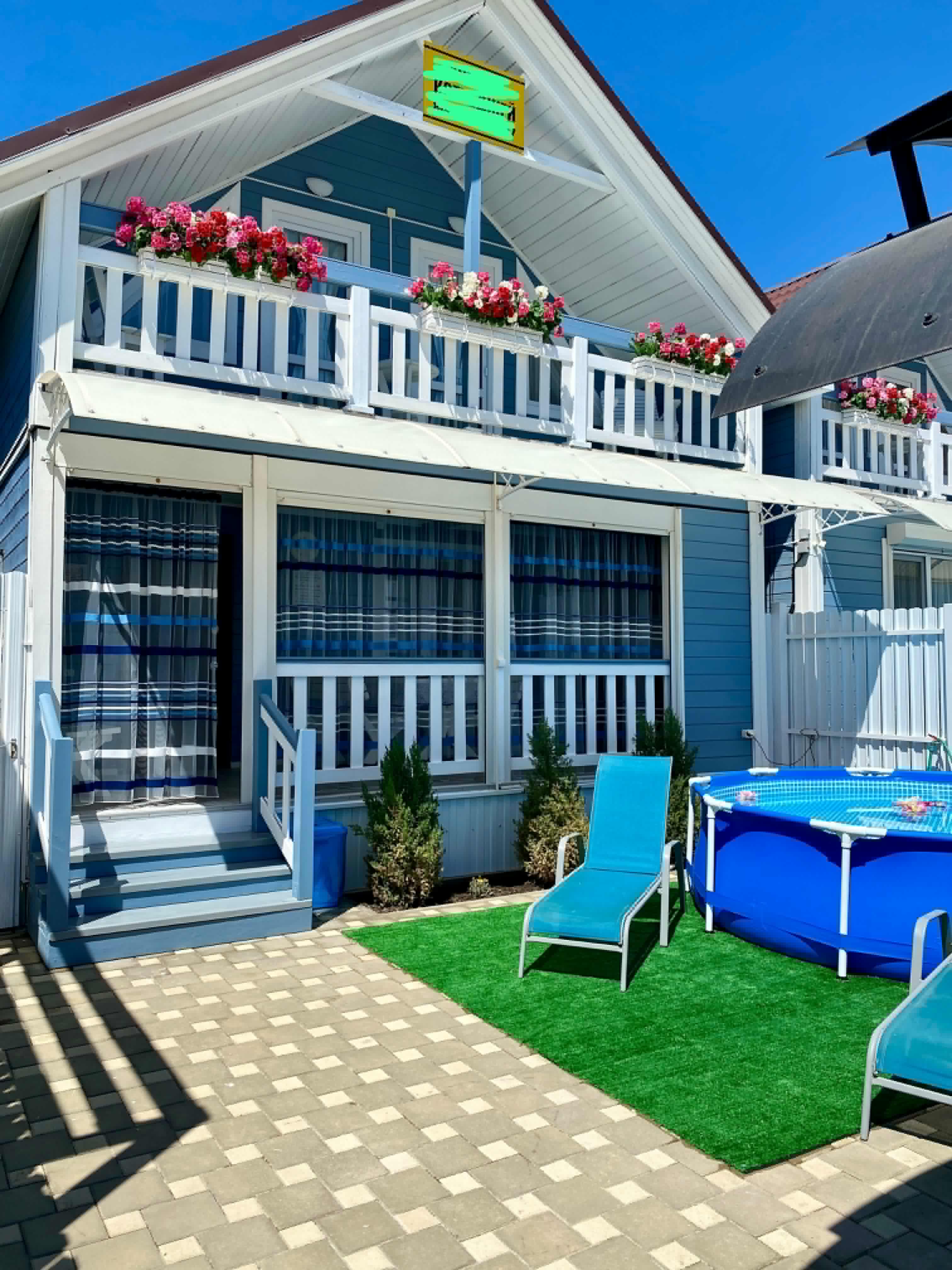 Апартаменты с балконом