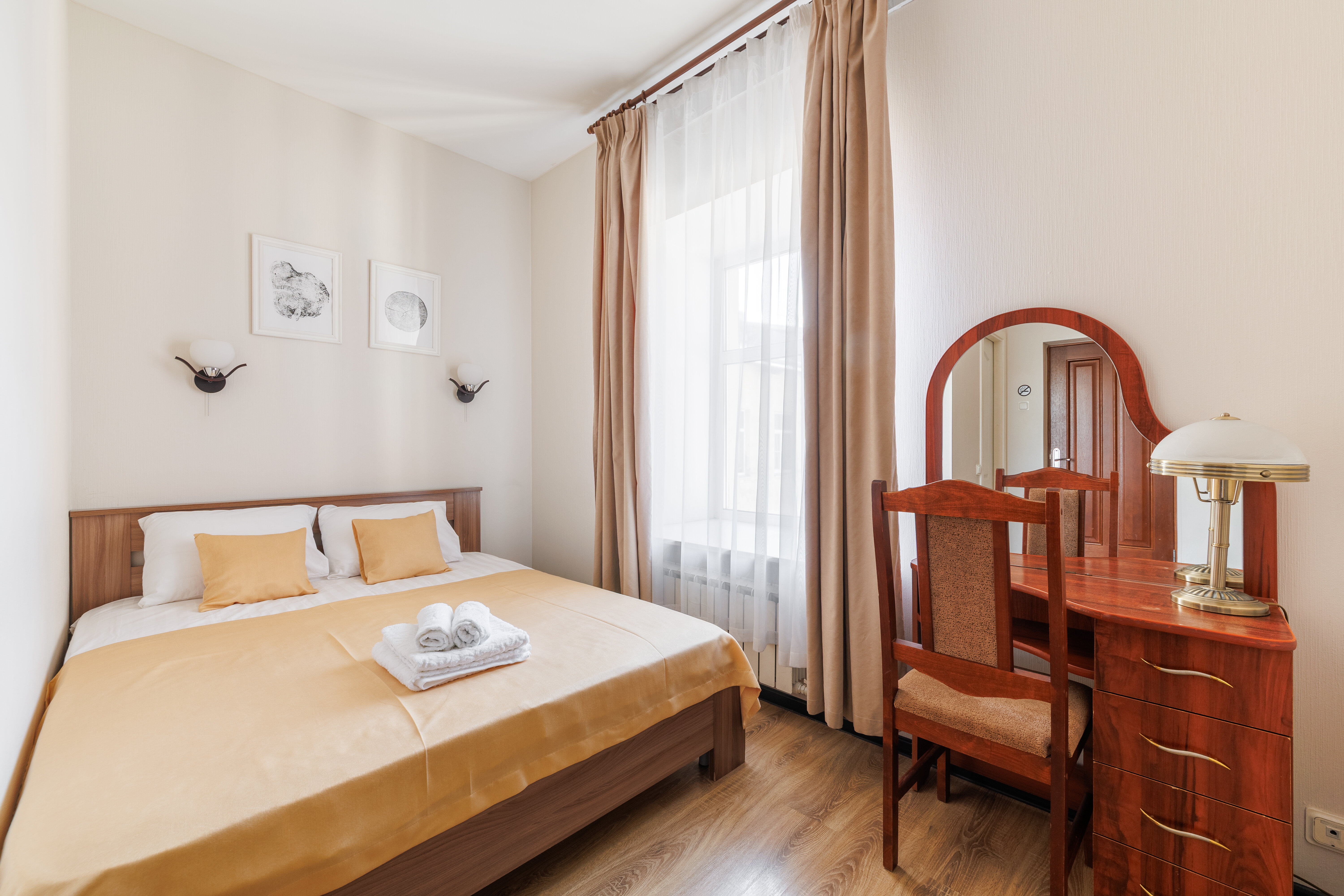 Меблированная комната формата «Классика» с 1 кроватью