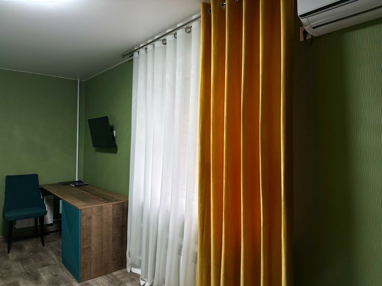 Люкс 2-х комнатный с душевой кабиной