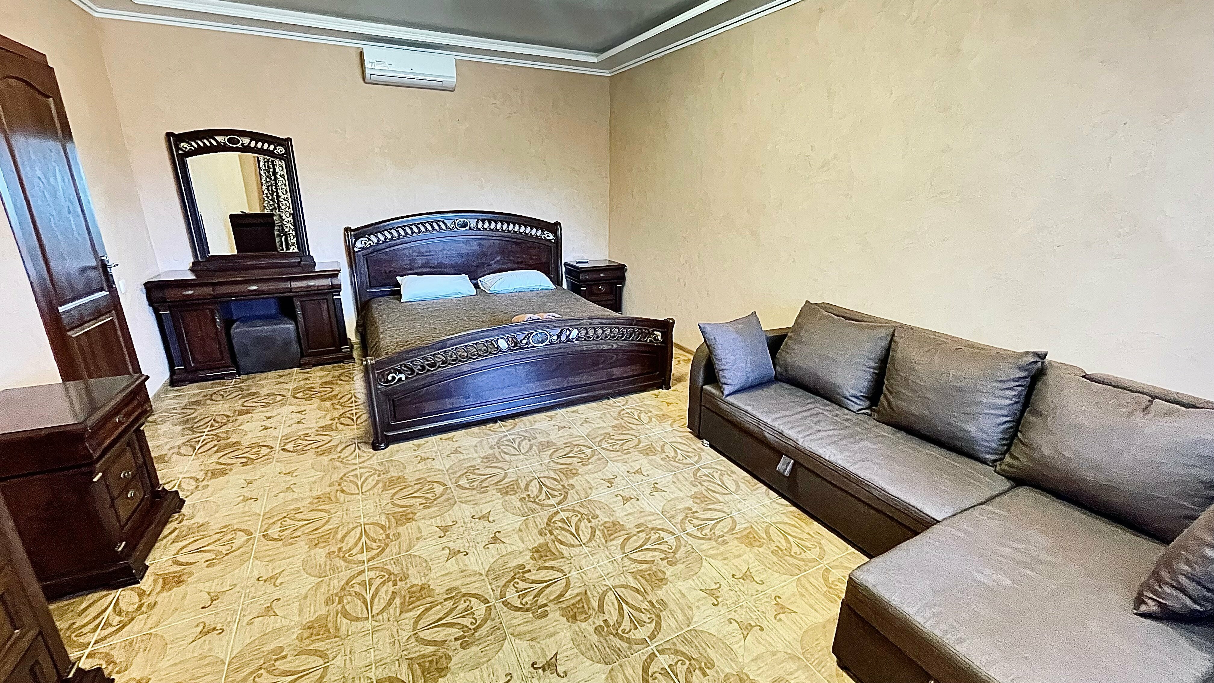 4х местный номер Комфорт с диваном