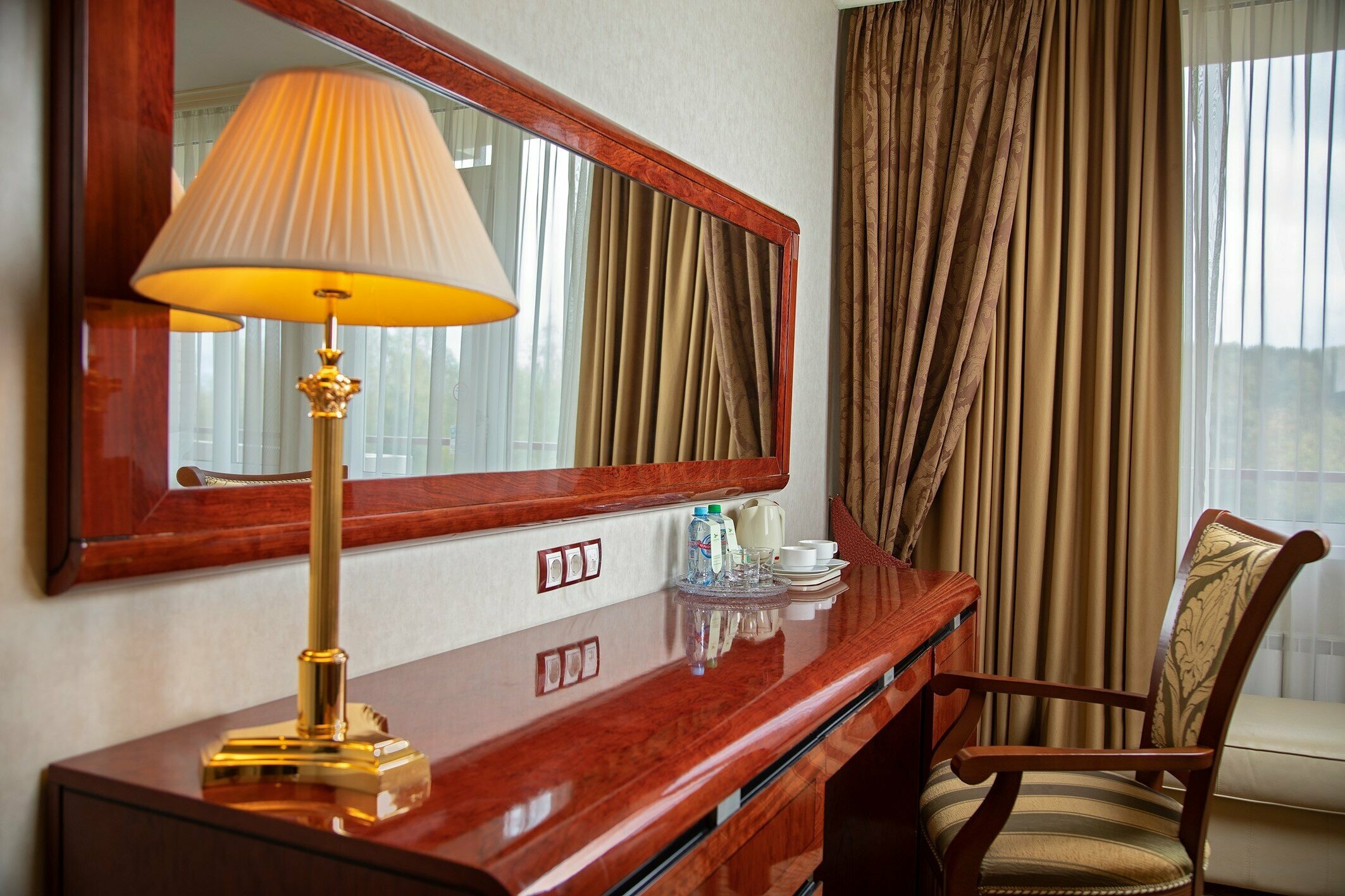 Номер-студия с видом на озеро