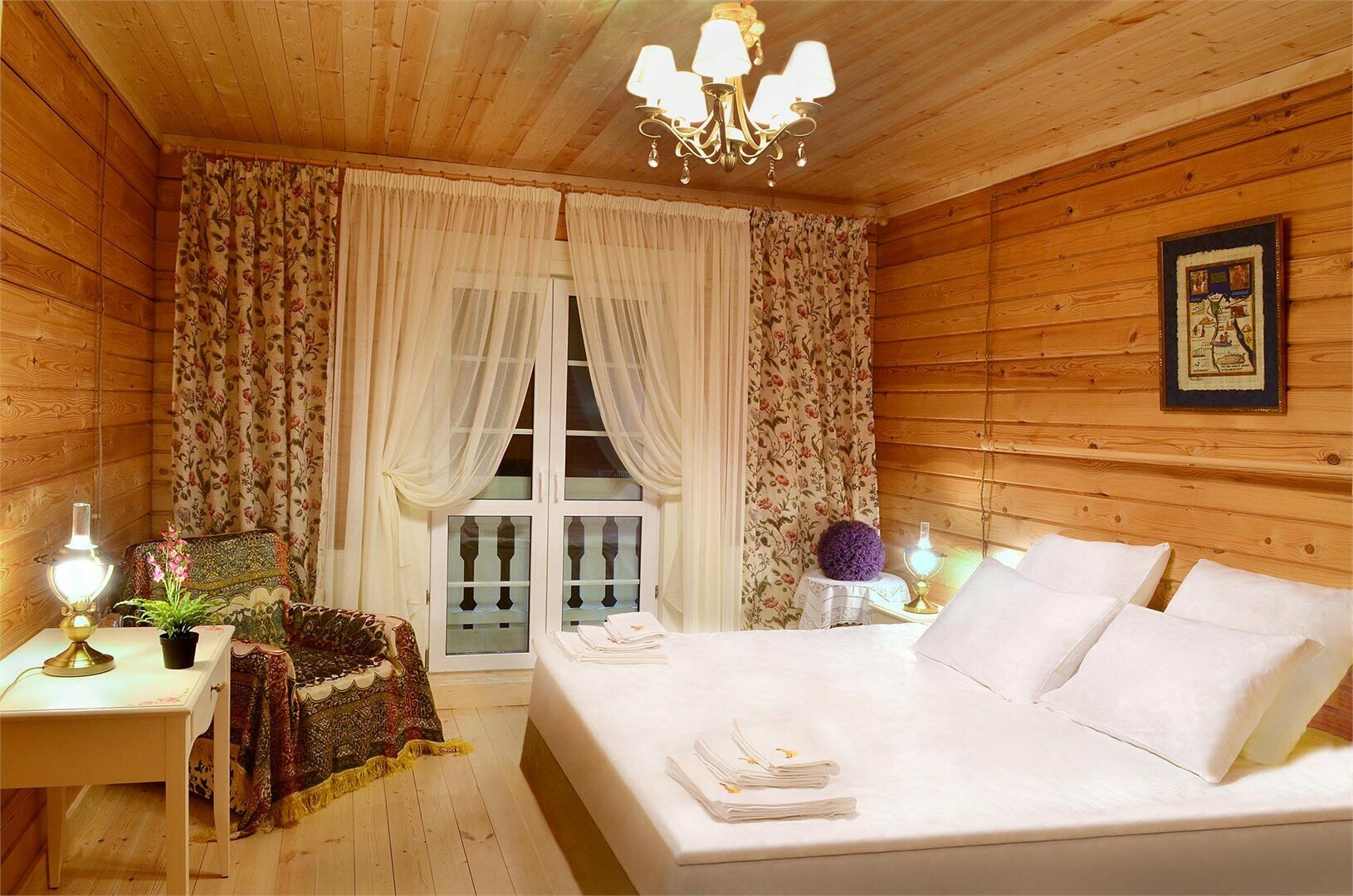 Улучшенный номер с кроватью размера «king-size» или 2 отдельными кроватями