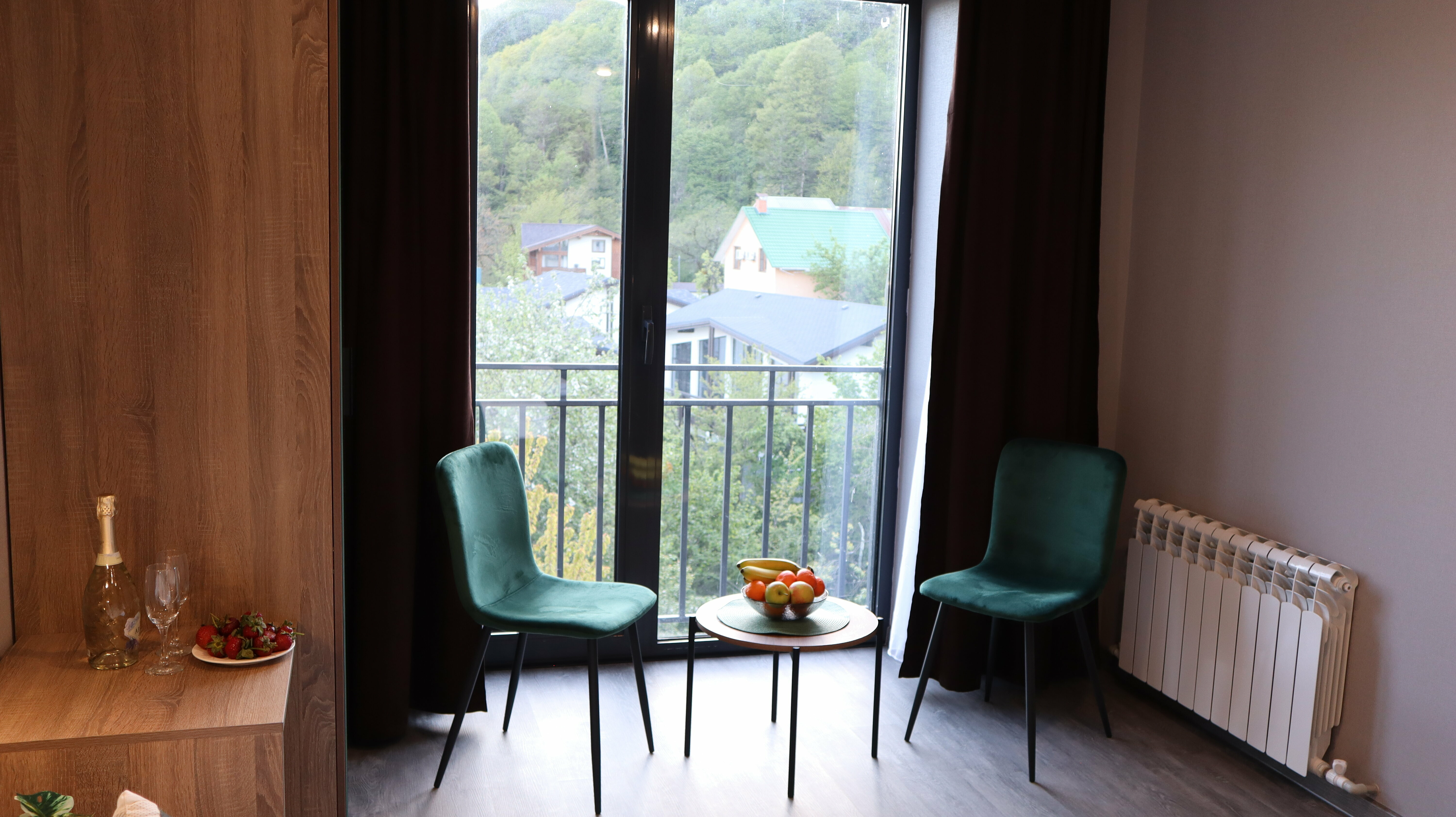 Двухместный номер с 1 кроватью или 2 отдельными кроватями, вид на горы